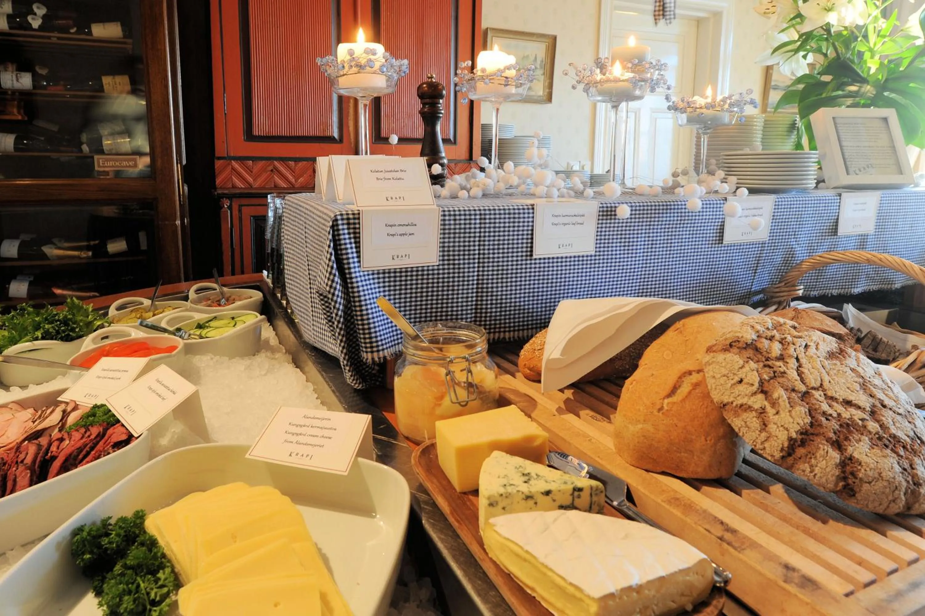 Restaurant/places to eat in Hotel Krapi