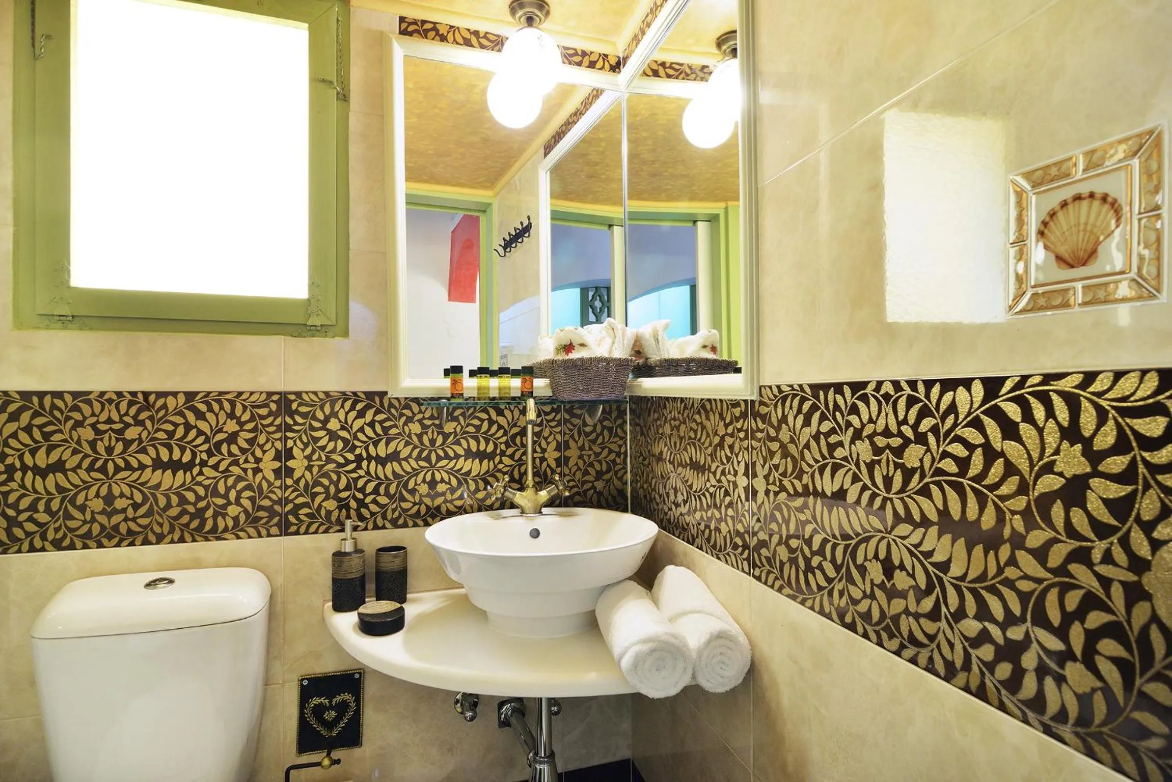 Toilet in Casa della Favola Boutique Hotel