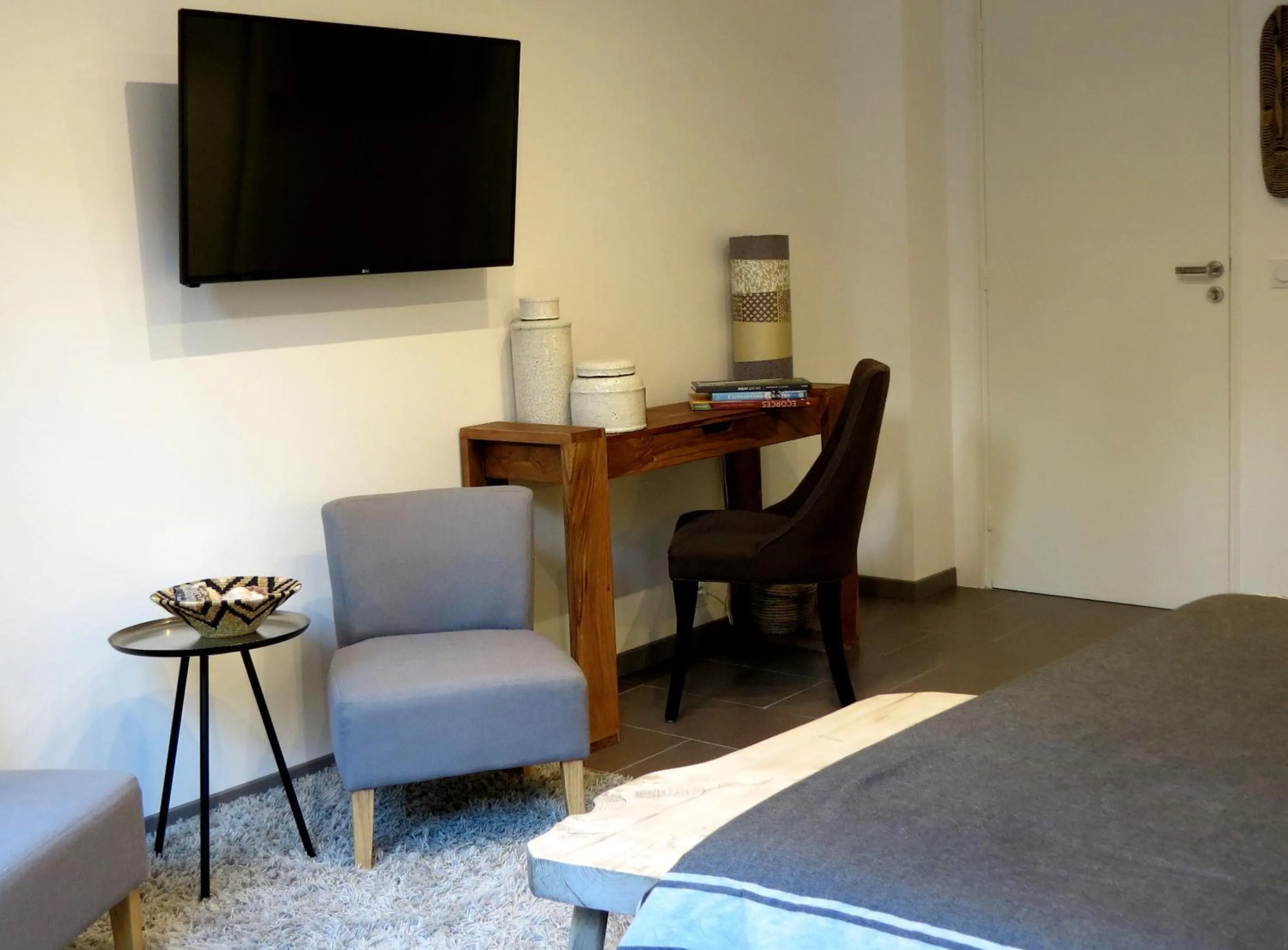 Bedroom, Bed in Le Castellas du Pic St Loup