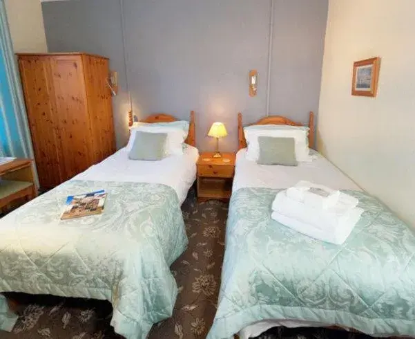 Twin Room in Strands Hotel/Screes Inn & Micro Brewery Twin Room in Strands Hotel/Screes Inn & Micro Brewery