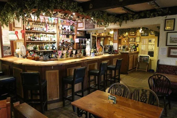 Lounge or bar in Strands Hotel/Screes Inn & Micro Brewery
