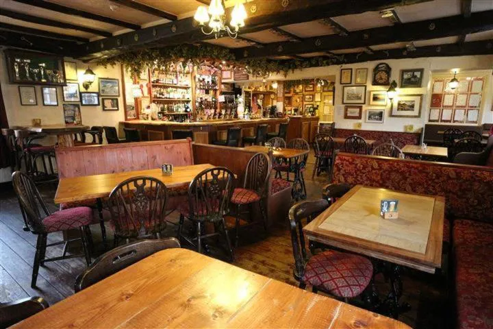 Lounge or bar in Strands Hotel/Screes Inn & Micro Brewery