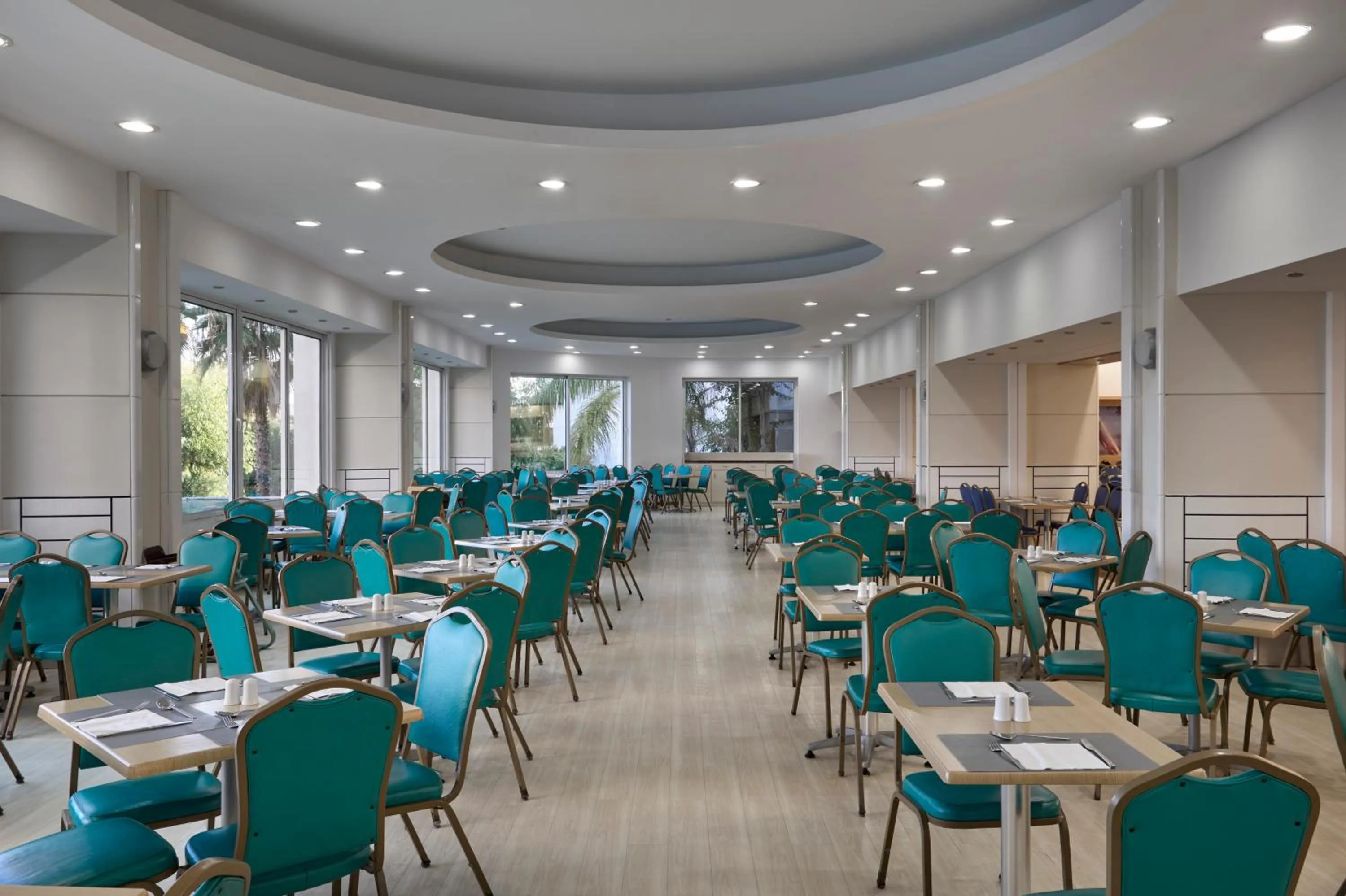 Restaurant/places to eat in Esperides Beach Resort