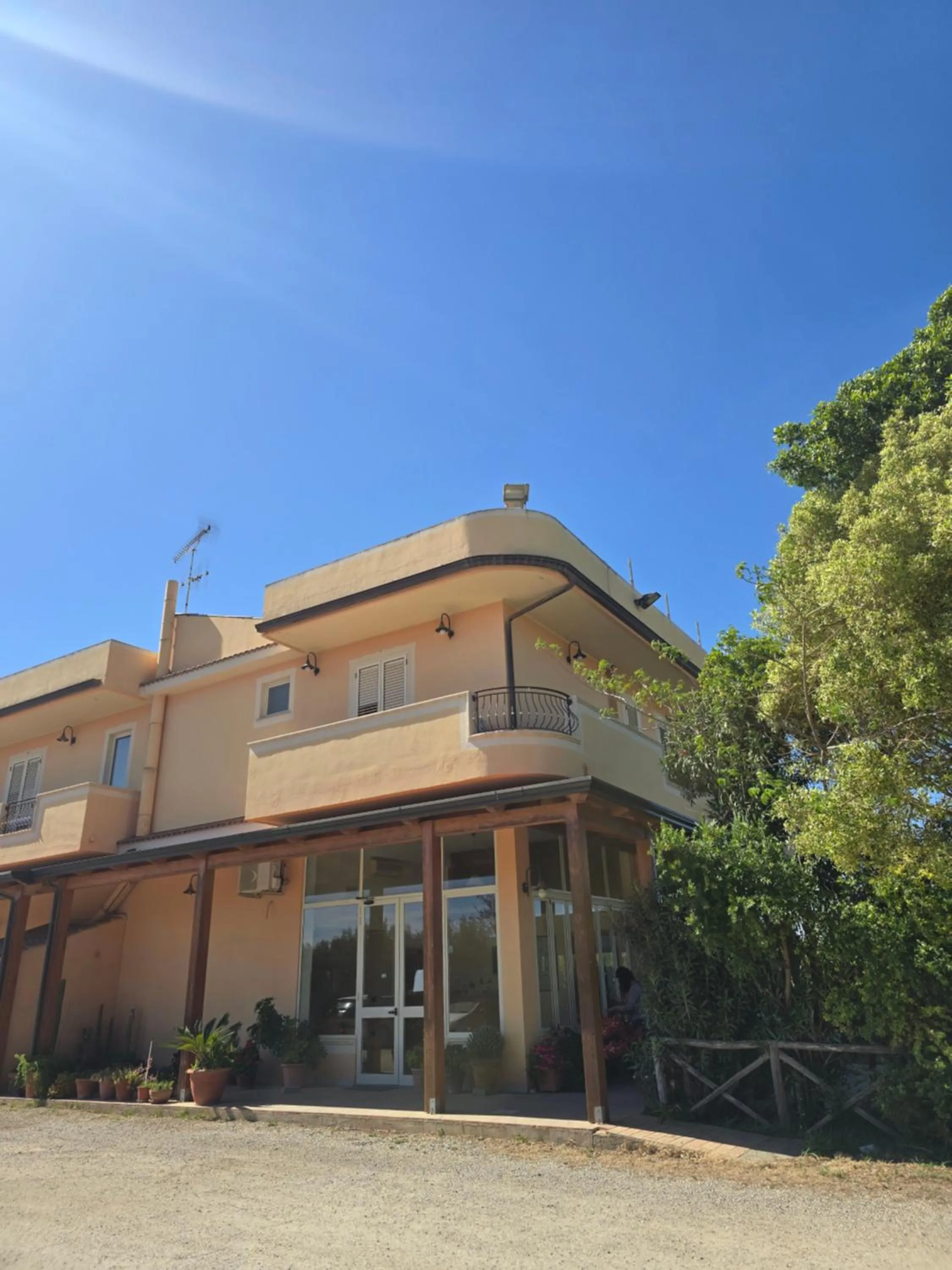 Hotel Ristorante La Decanata