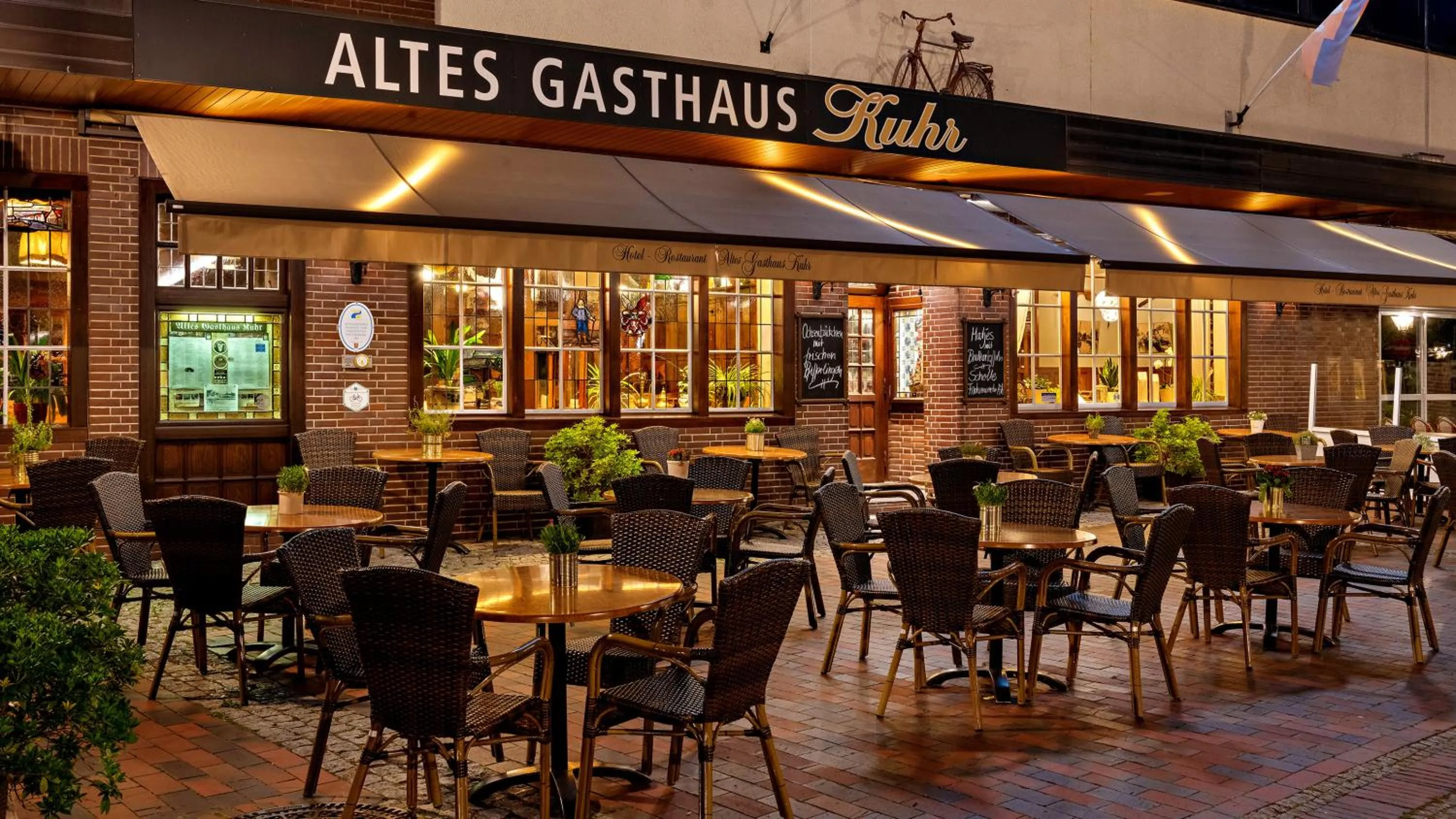 Property building in Altes Gasthaus Kuhr - Hotel & Restaurant