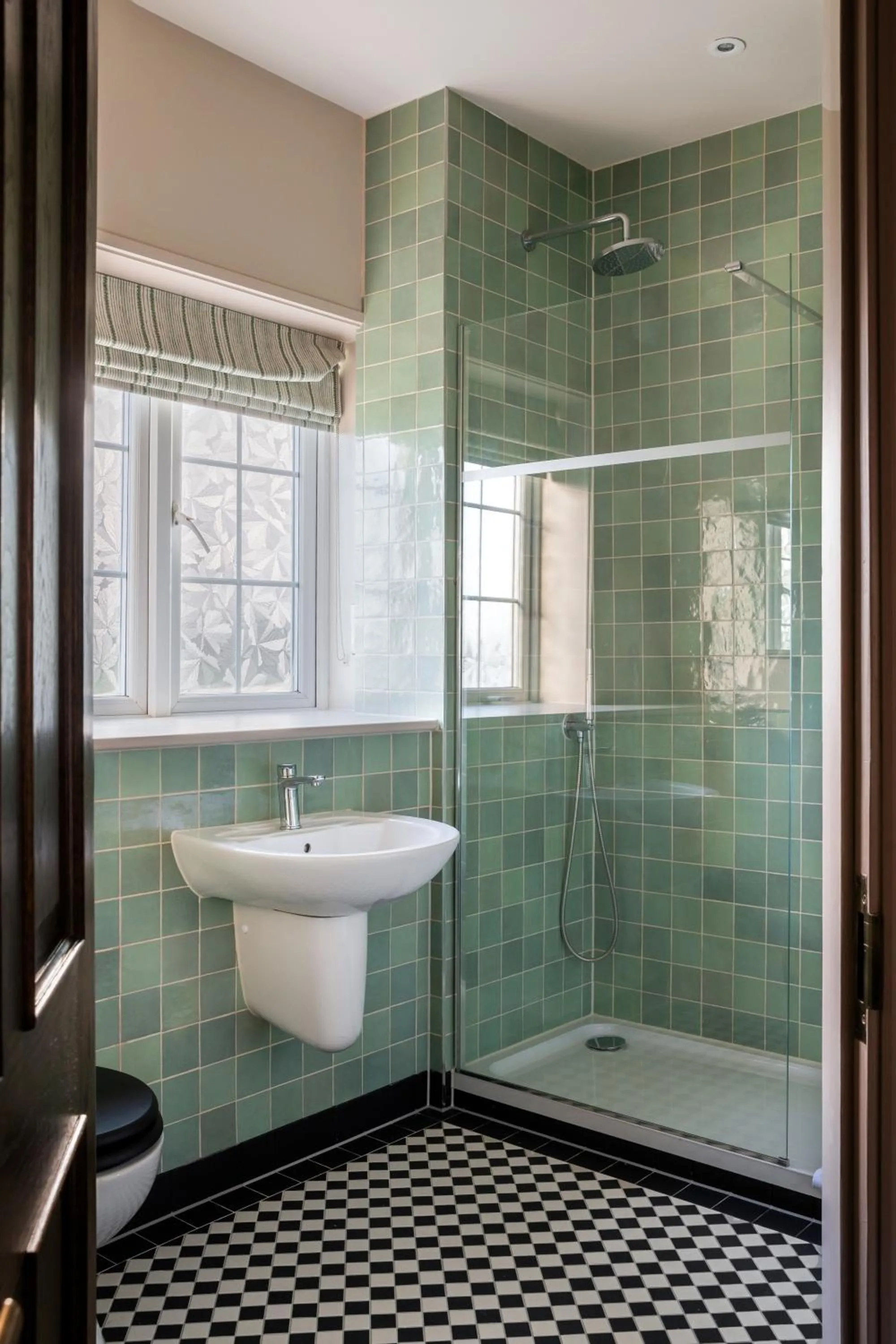 Bathroom in Bedford Arms Hotel