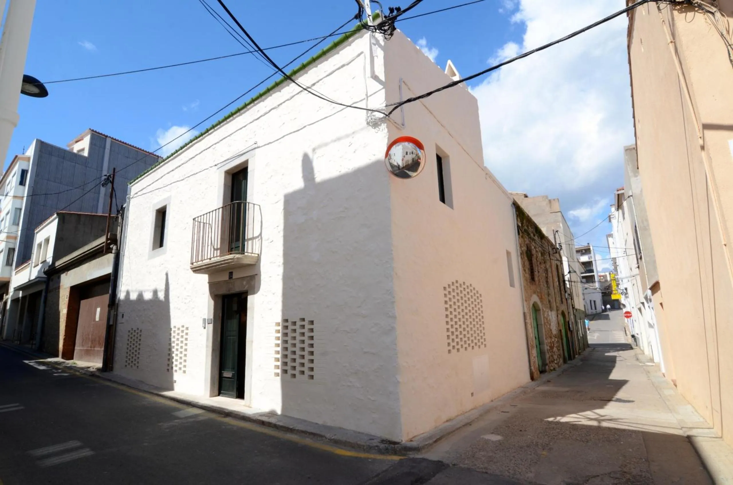 Off site in Casa Rosa Port