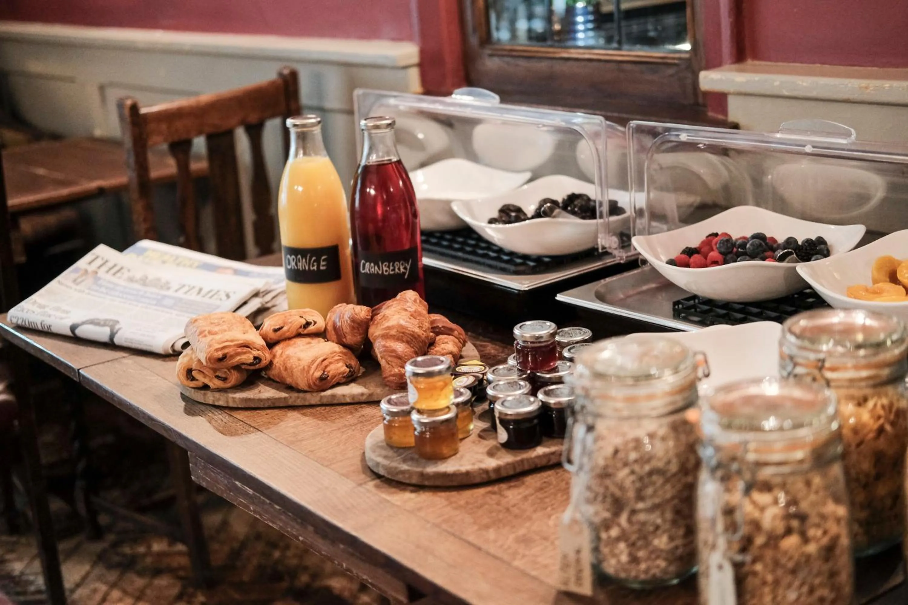 Continental breakfast in Bull Inn