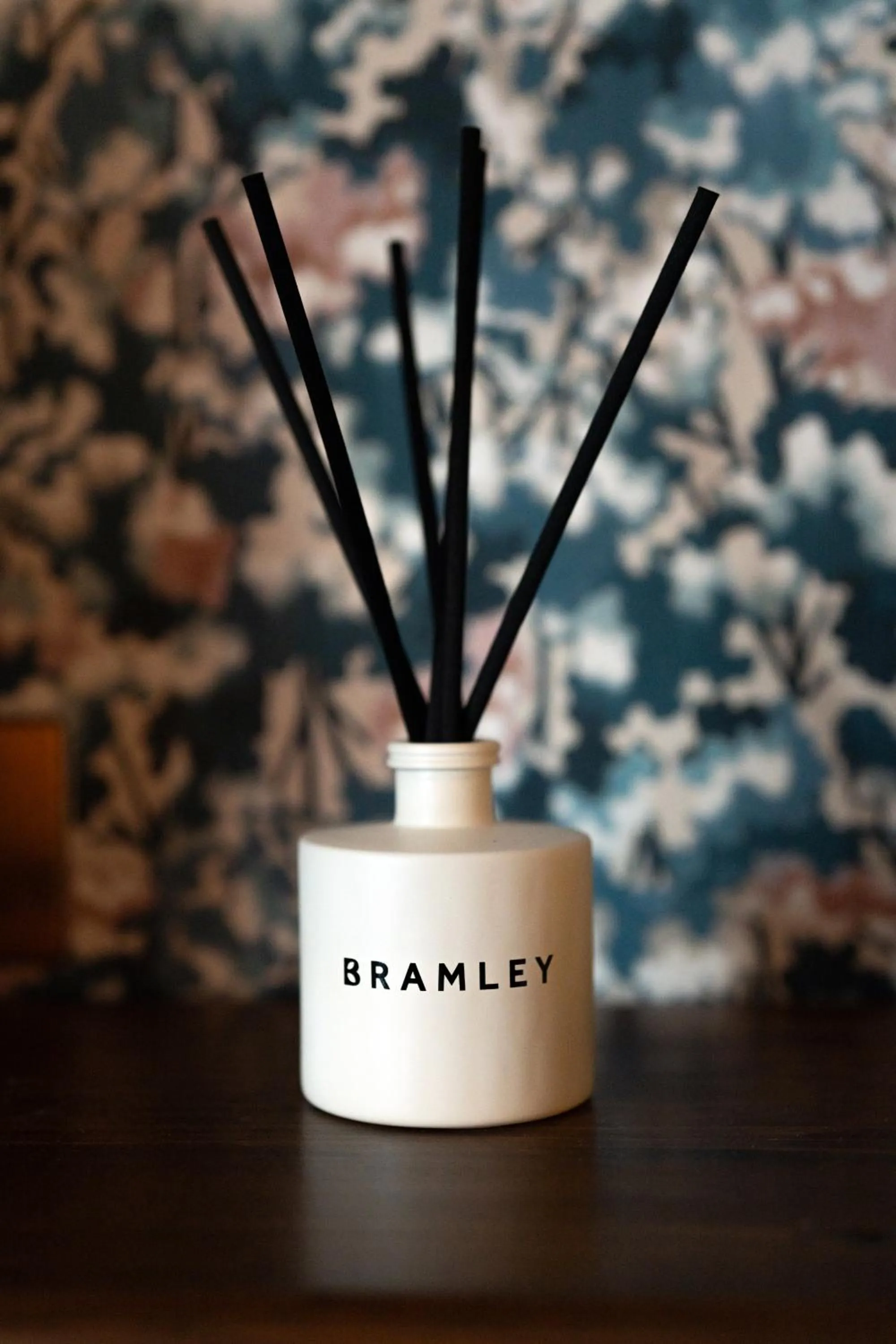 Text overlay in Bull Inn