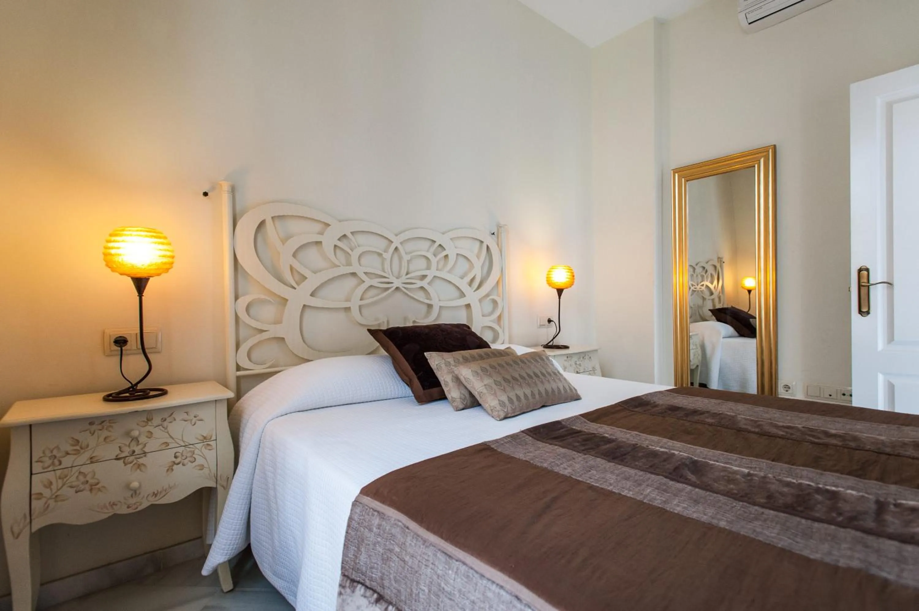 Bed in Singular Pilatos