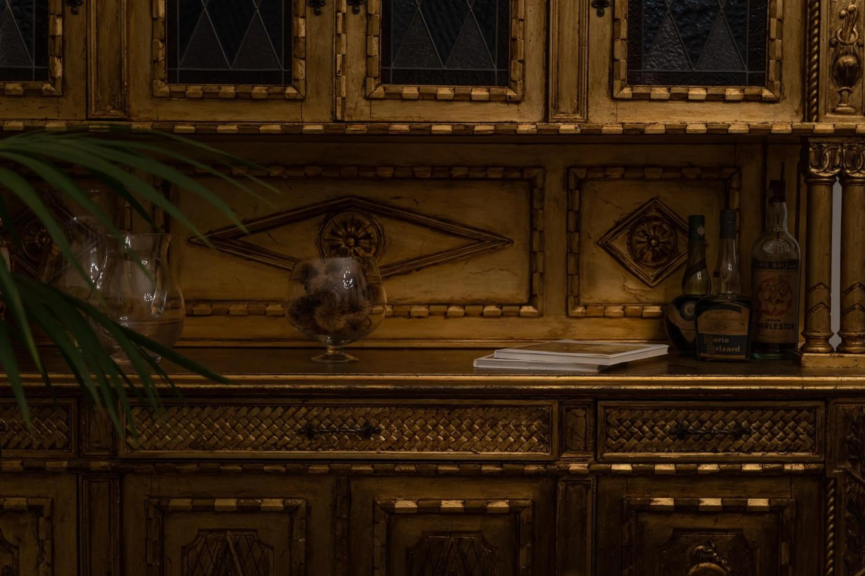 Communal lounge/ TV room in Villa Giordanelli