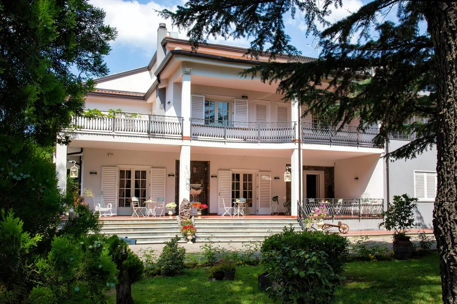 Property building in B&B Blanc Maison Etna Relais & Charme