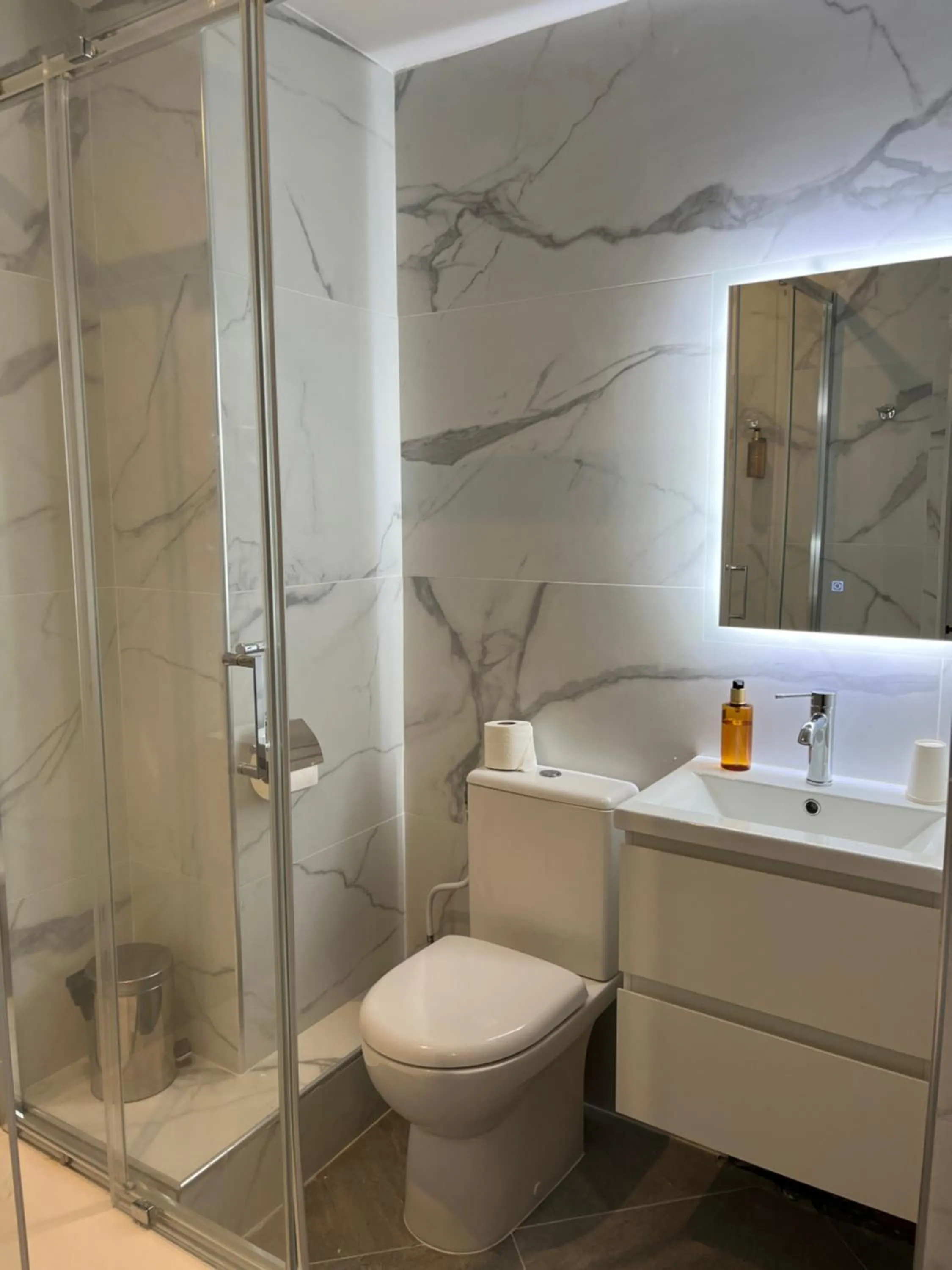 Bathroom in Nice Garden Hotel