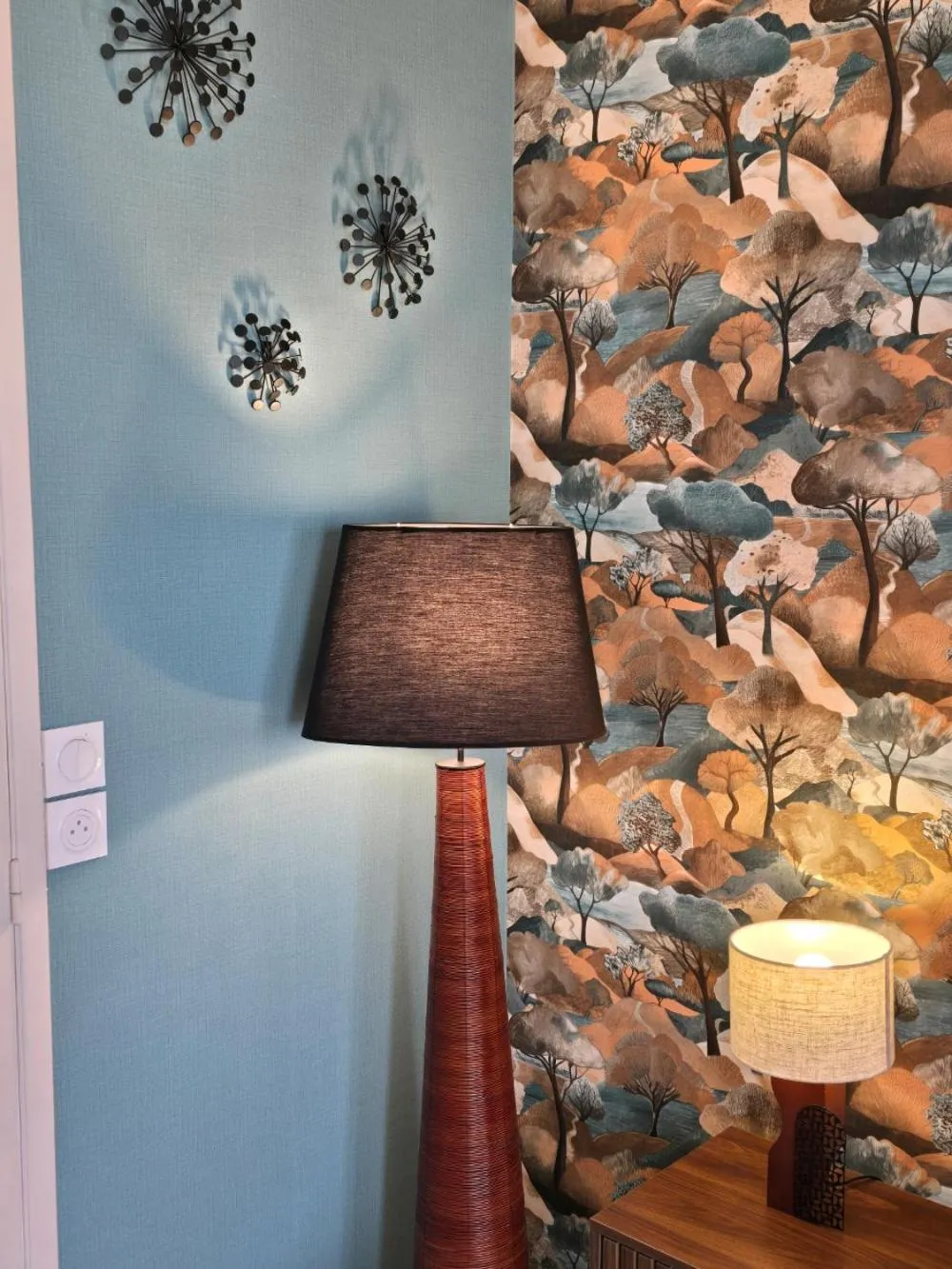 Decorative detail in Hôtel L'ideal le Mountbatten