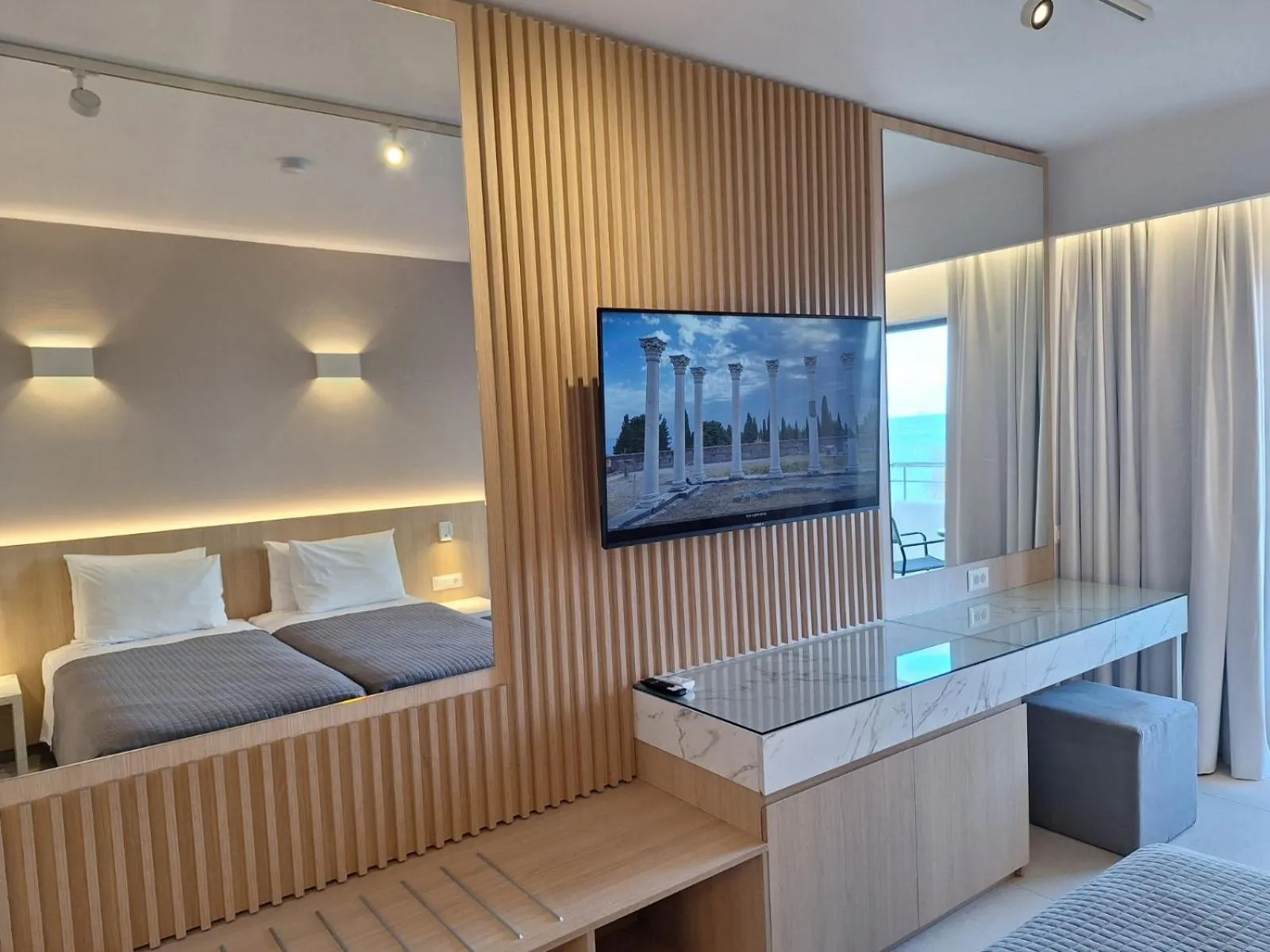 Bedroom, Bed in Kos Palace