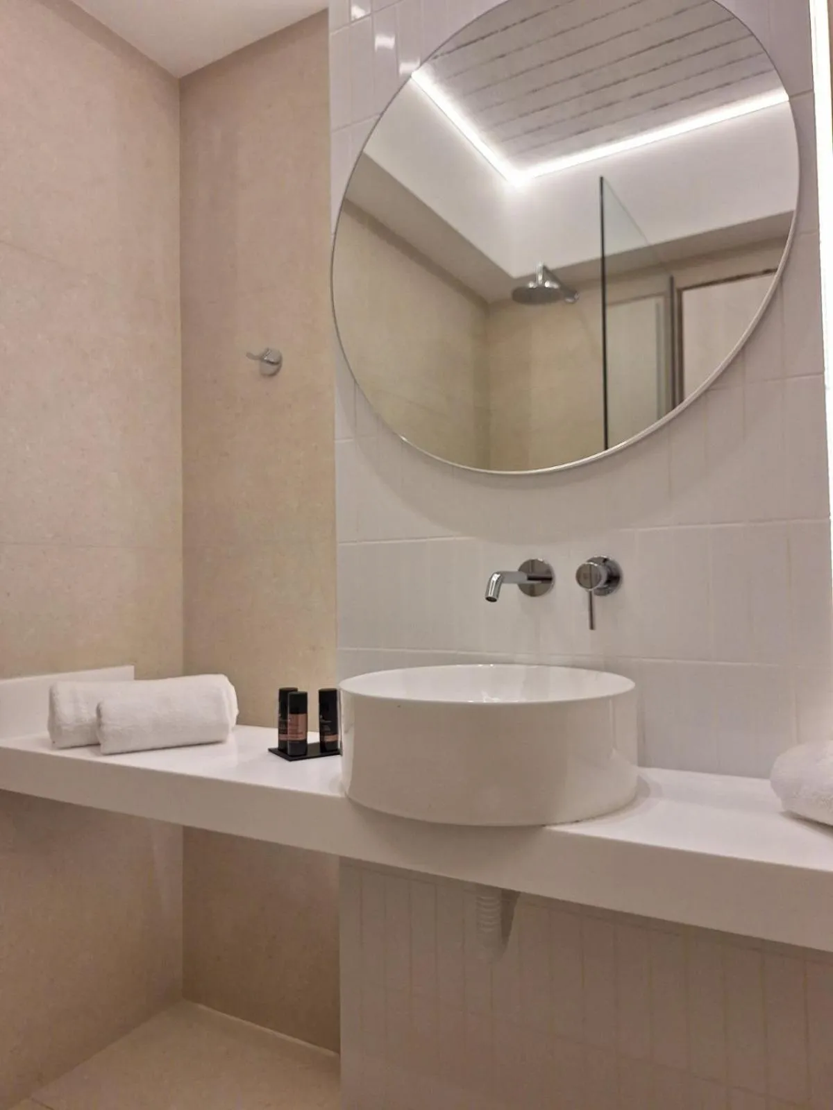 Bathroom in Kos Palace