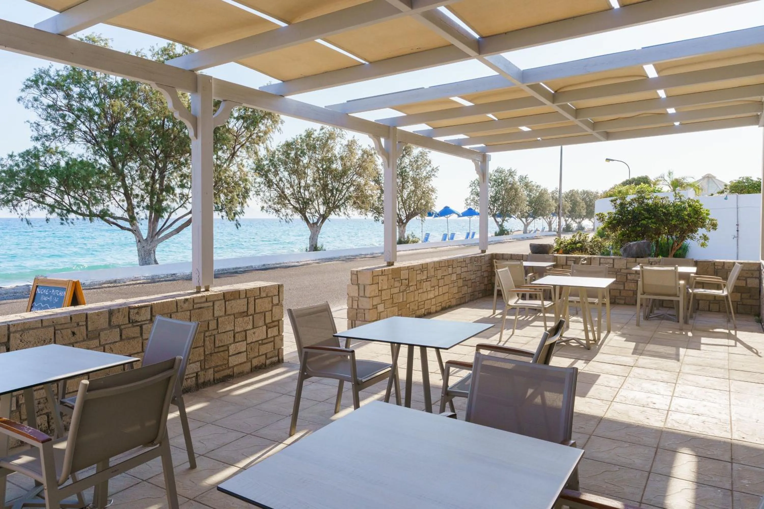Restaurant/places to eat in Kos Palace