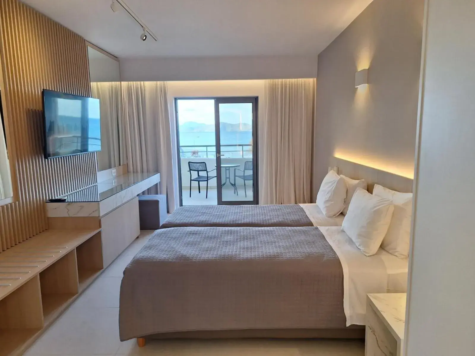 Bedroom, Bed in Kos Palace Bedroom, Bed in Kos Palace