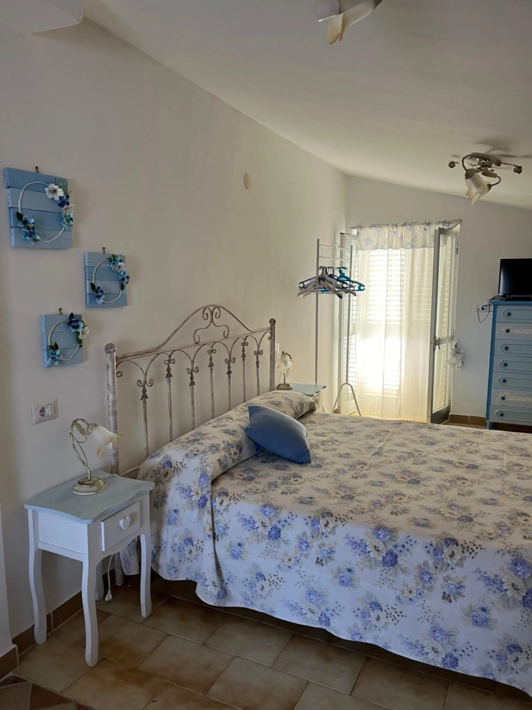 Bed in B&B Kalinìkta