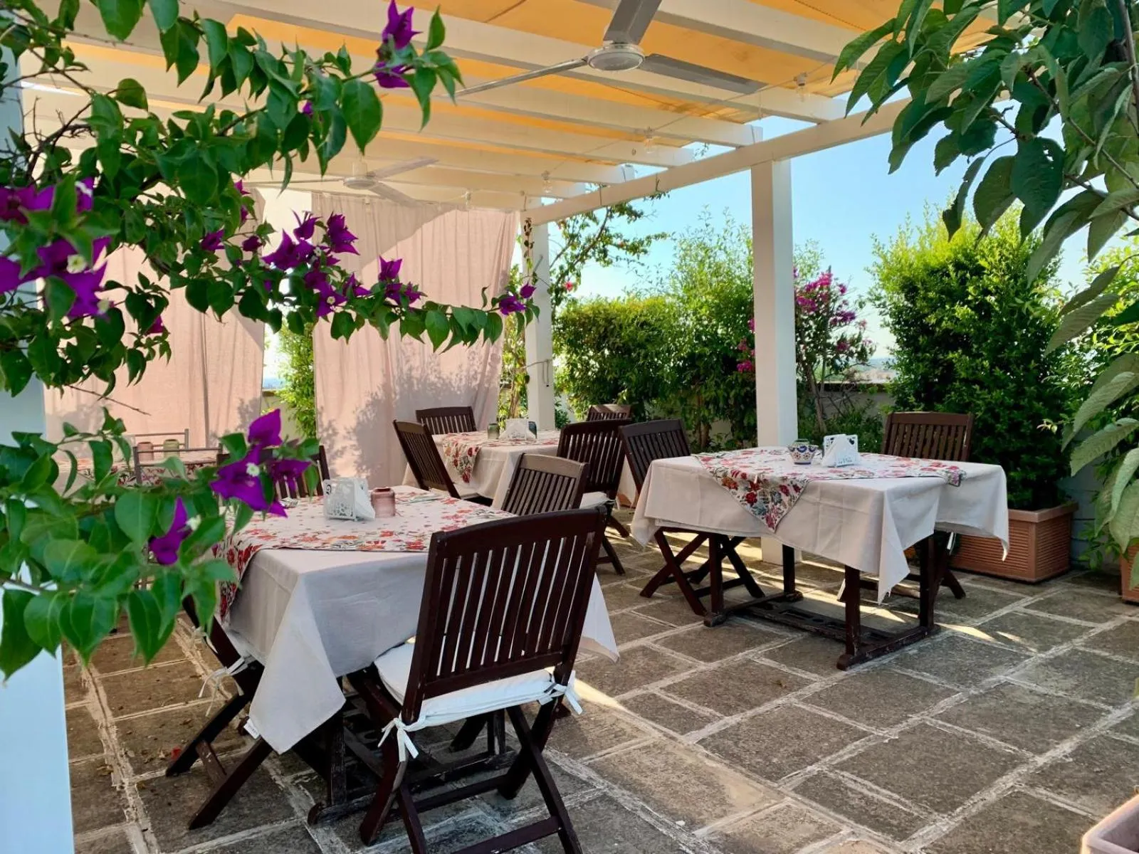 Balcony/Terrace in B&B Corte Regina Esther