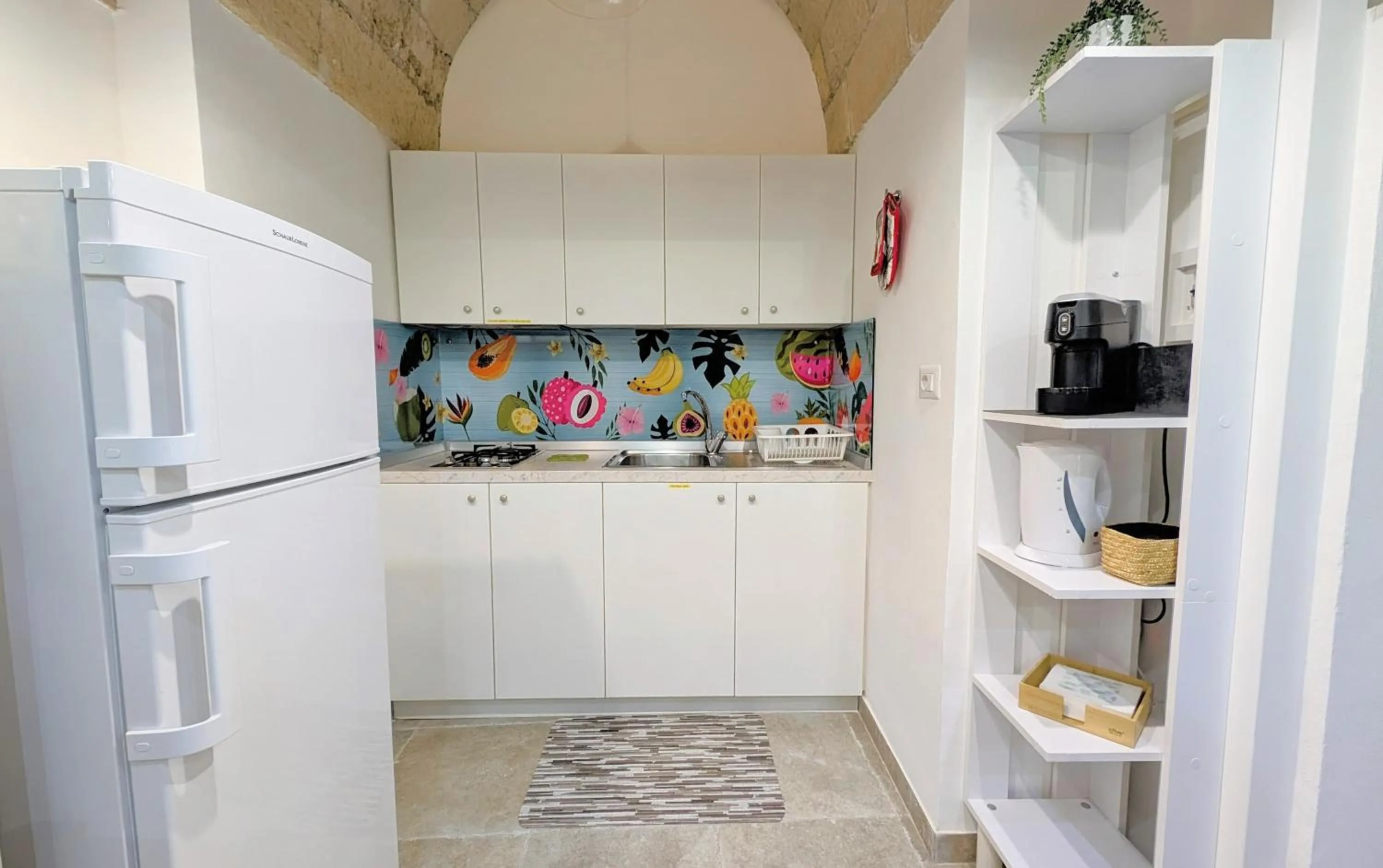 Kitchen or kitchenette in B&B Corte Regina Esther
