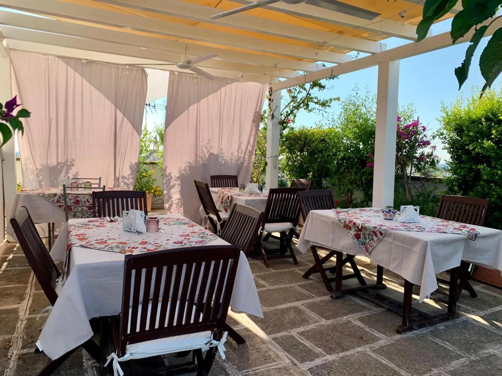 Balcony/Terrace in B&B Corte Regina Esther