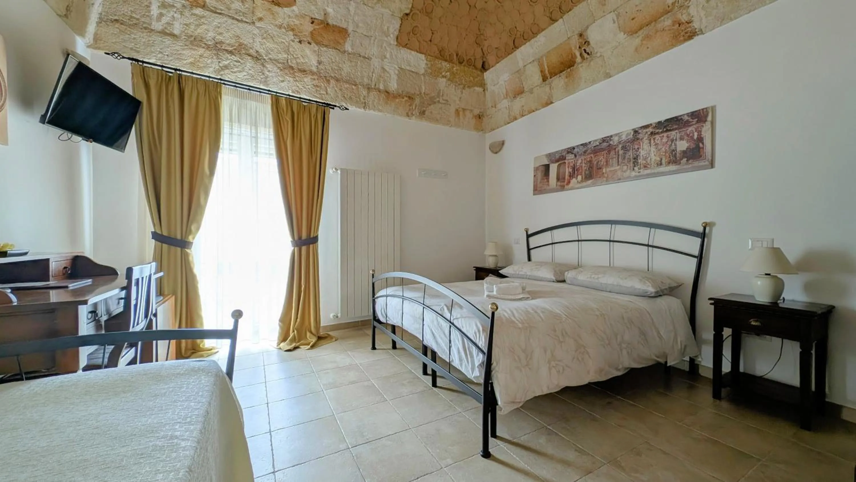 Bedroom, Bed in B&B Corte Regina Esther