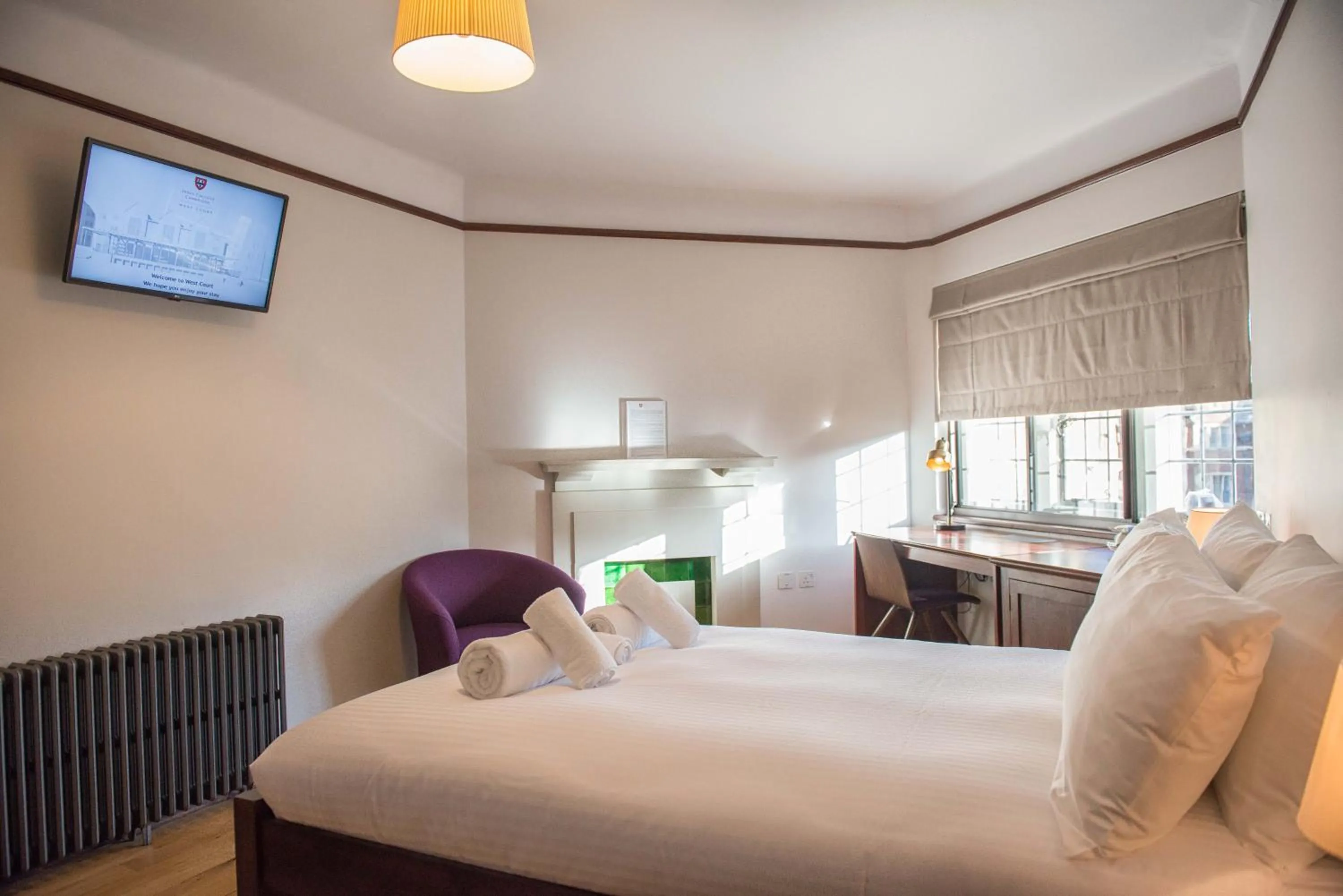 TV and multimedia, Bed in West Court- Jesus College