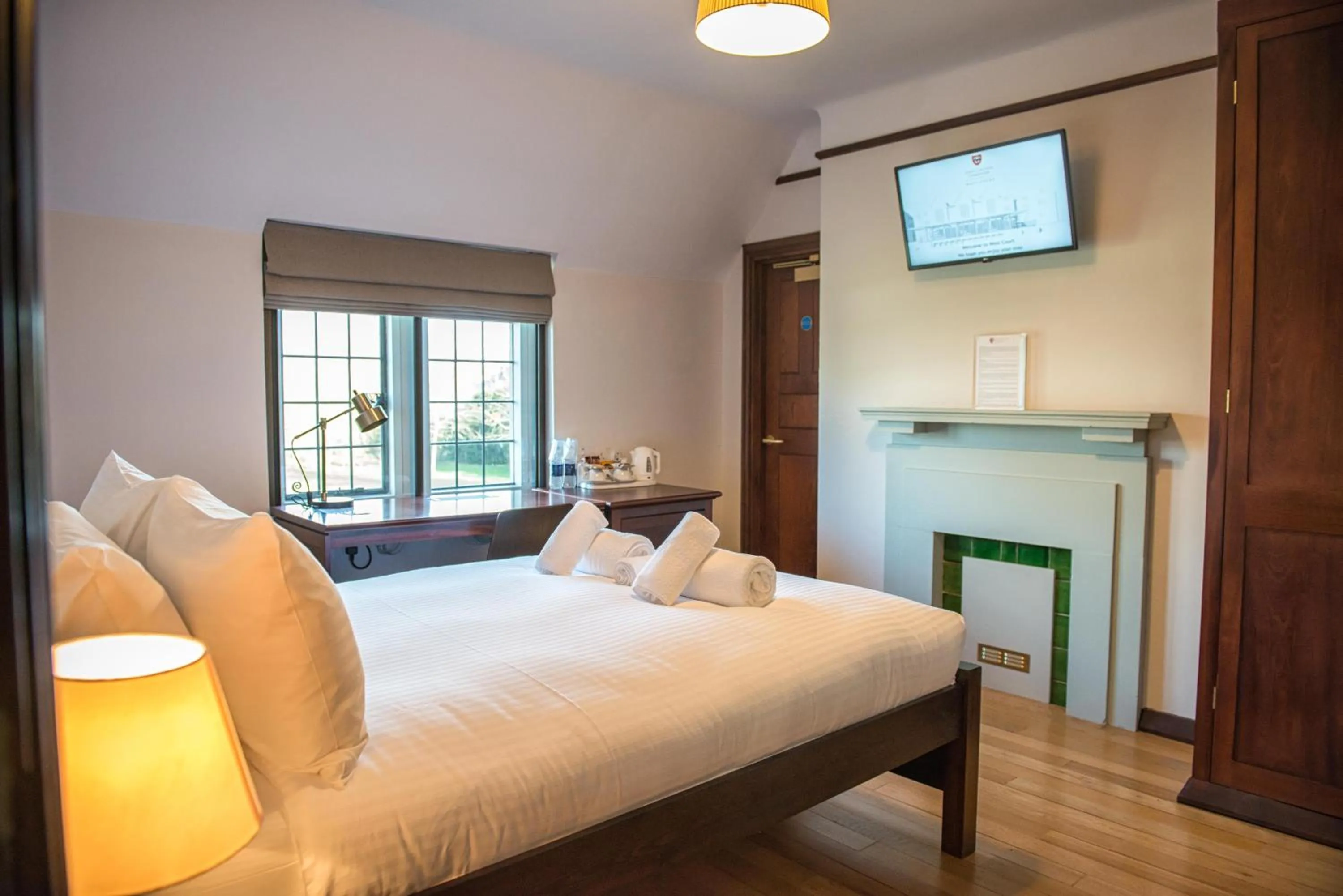 TV and multimedia, Bed in West Court- Jesus College