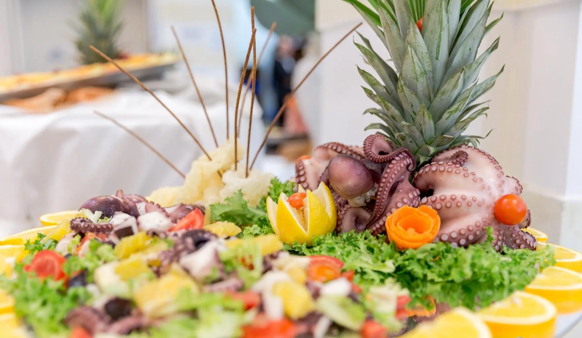 Restaurant/places to eat in Perla Del Golfo Resort