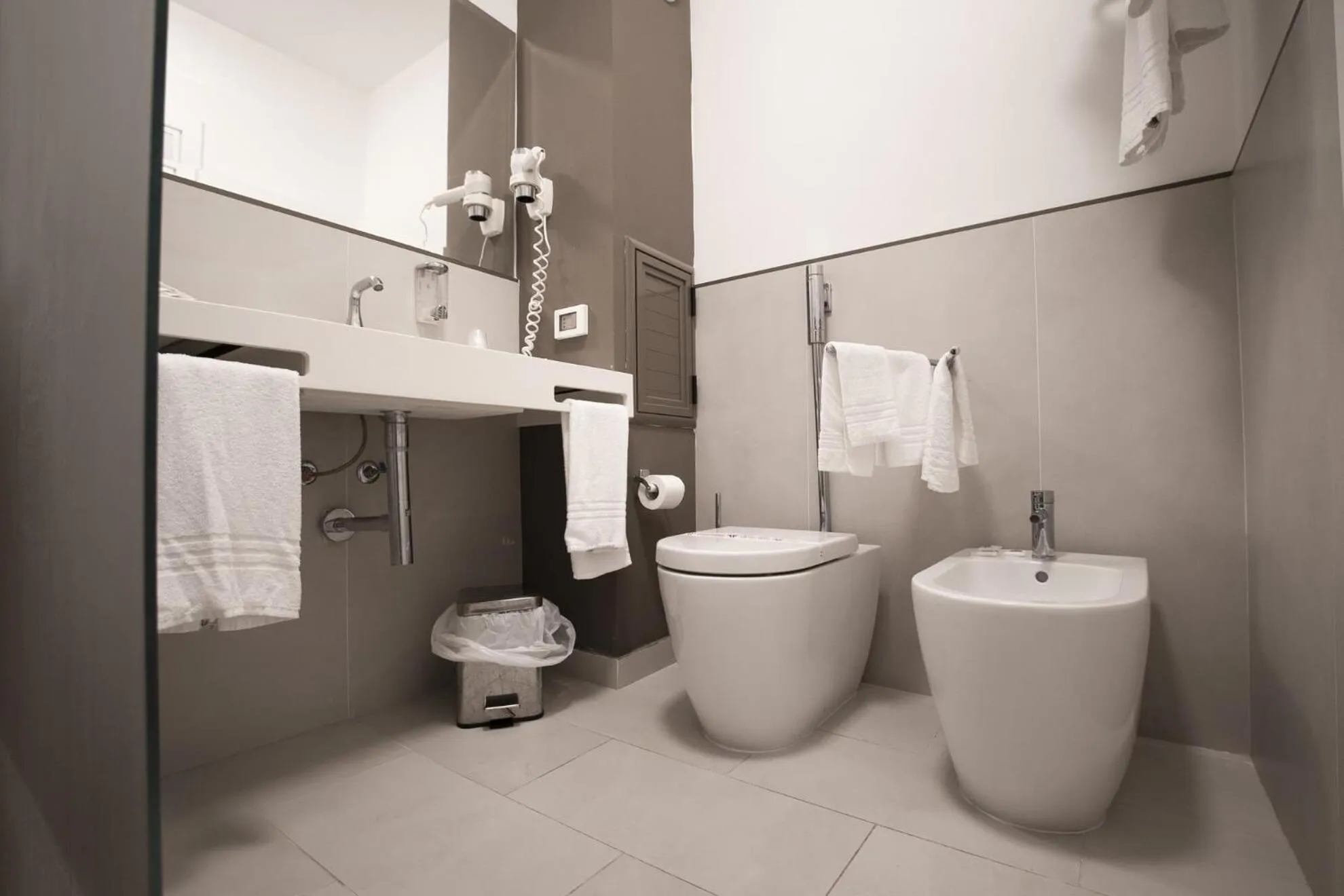 Bathroom in Perla Del Golfo Resort