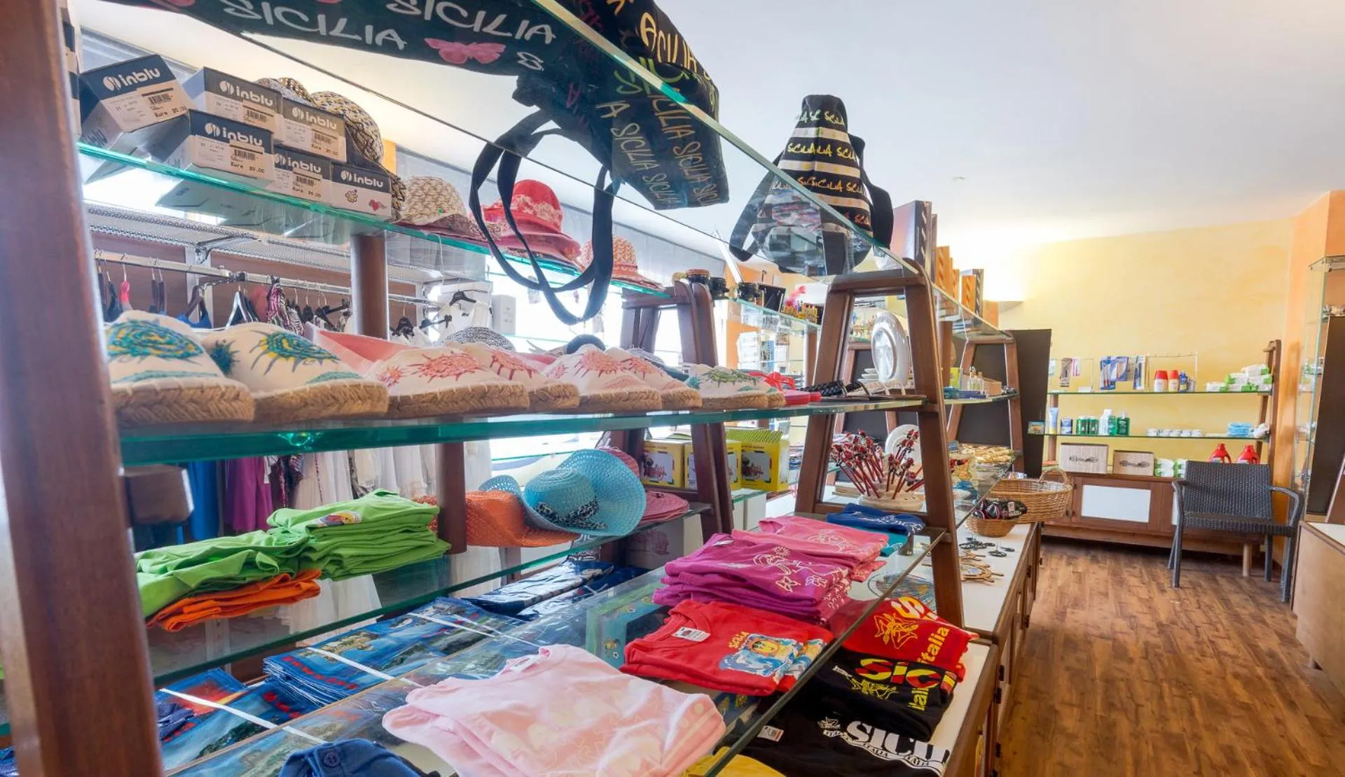 Shopping Area in Perla Del Golfo Resort