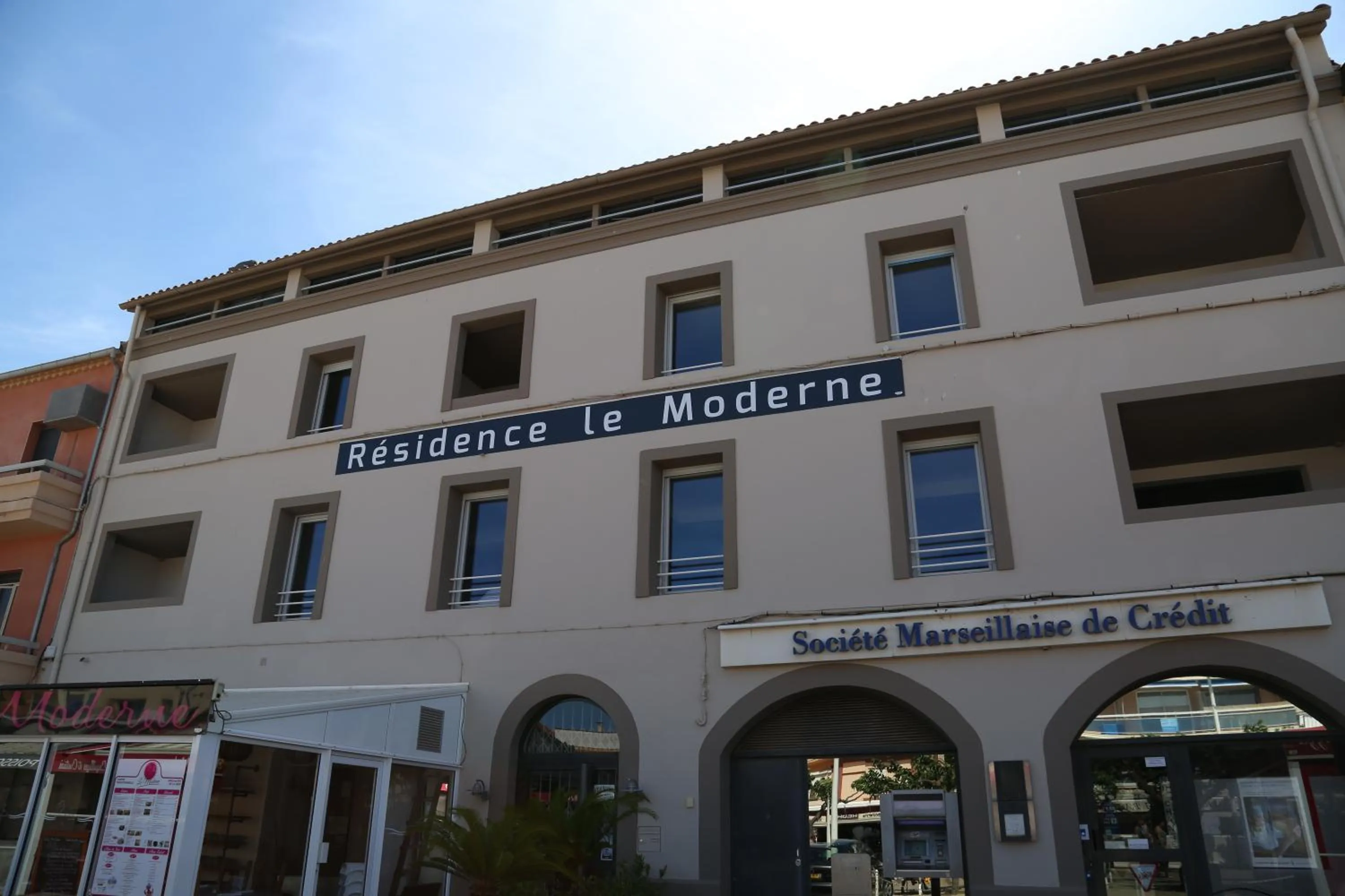 Facade/entrance in Résidence Créole