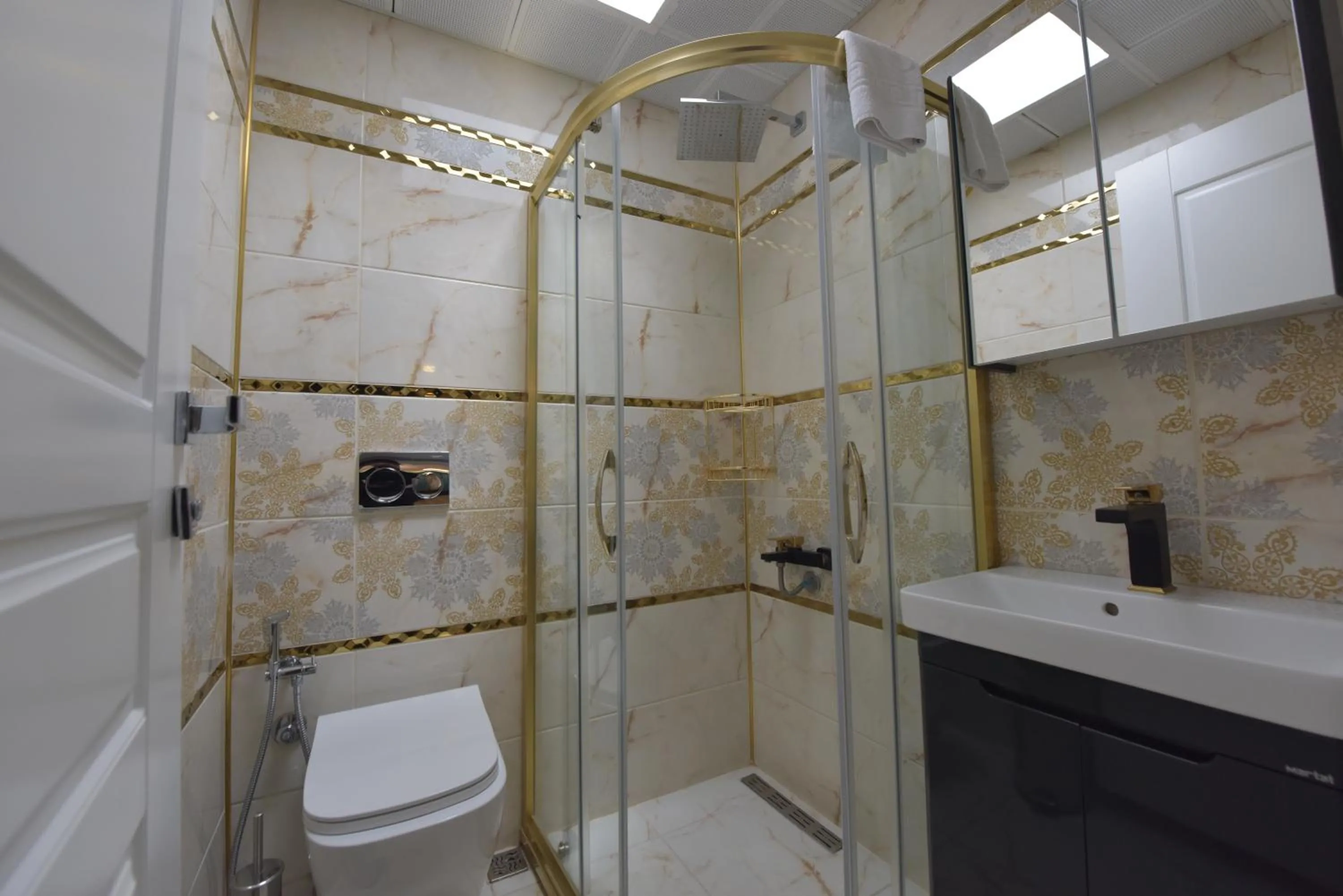 Junior Suite with Balcony in Hayat Rose Hotel