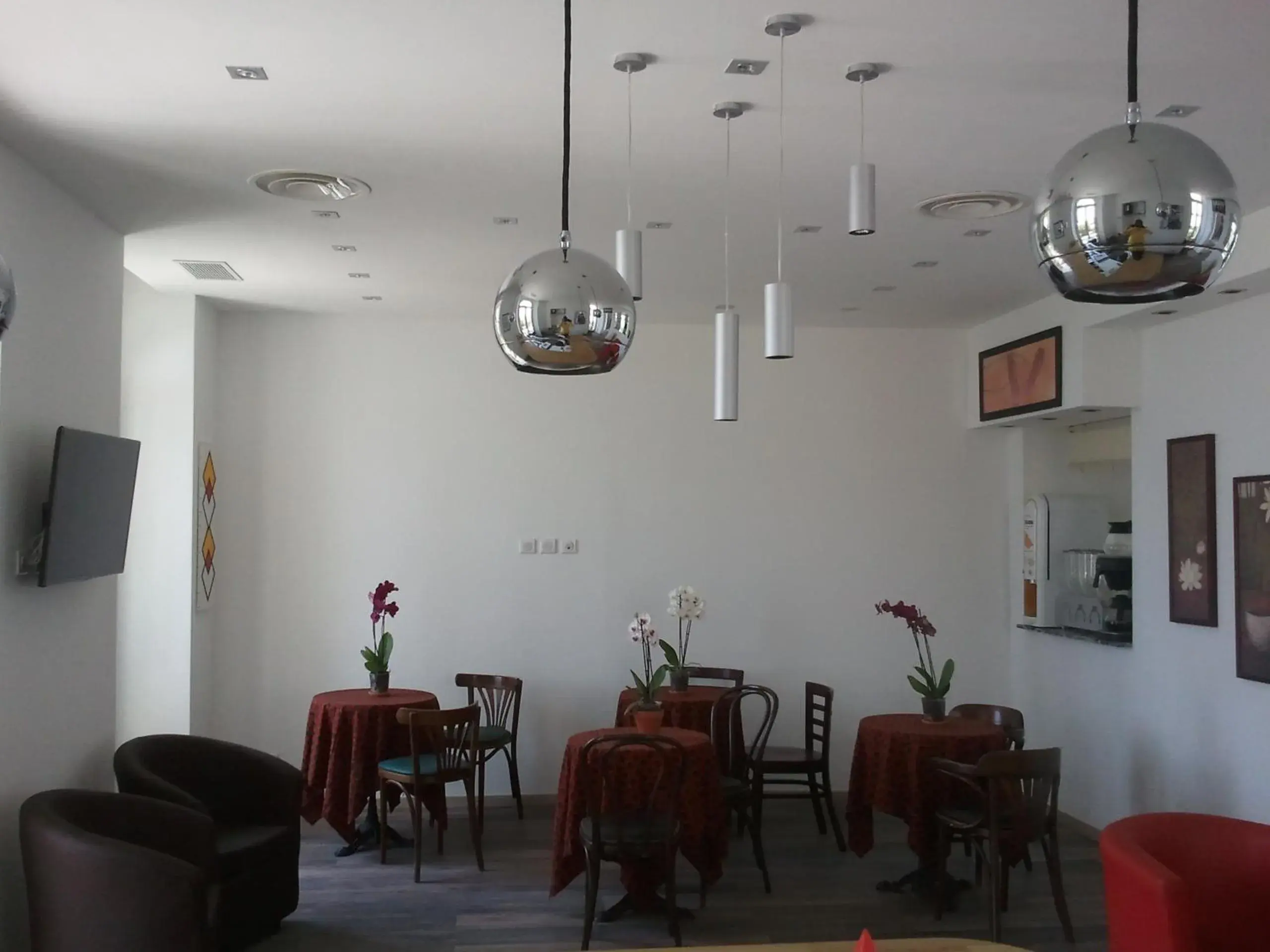 Lounge or bar, Restaurant/Places to Eat in Hotel Flots d'Azur