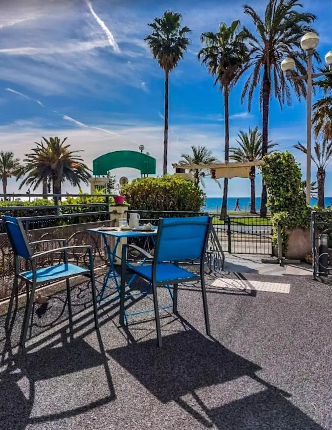 Patio in Hotel Flots d'Azur