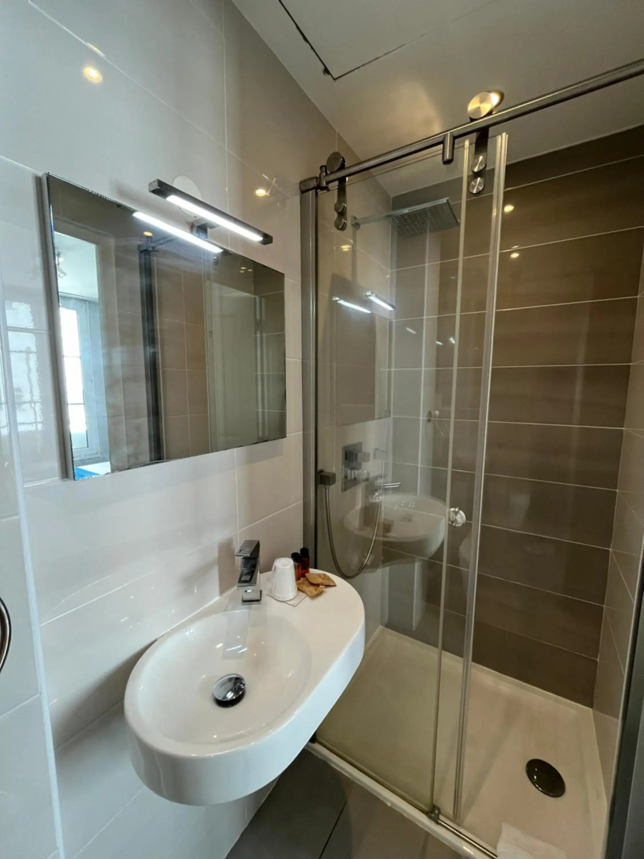 Bathroom in Hotel Flots d'Azur