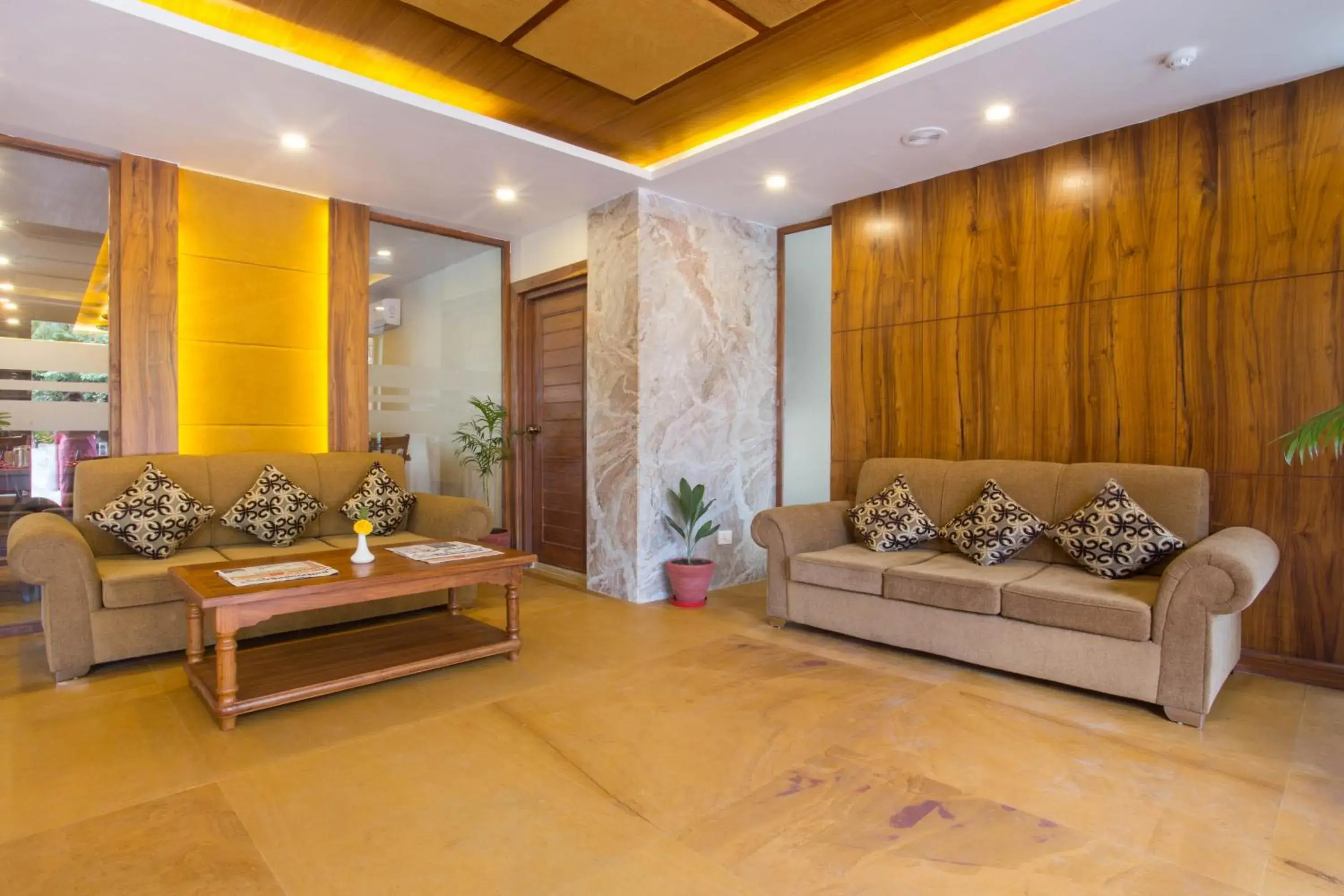 Lobby or reception in Hotel Portland Lobby or reception in Hotel Portland