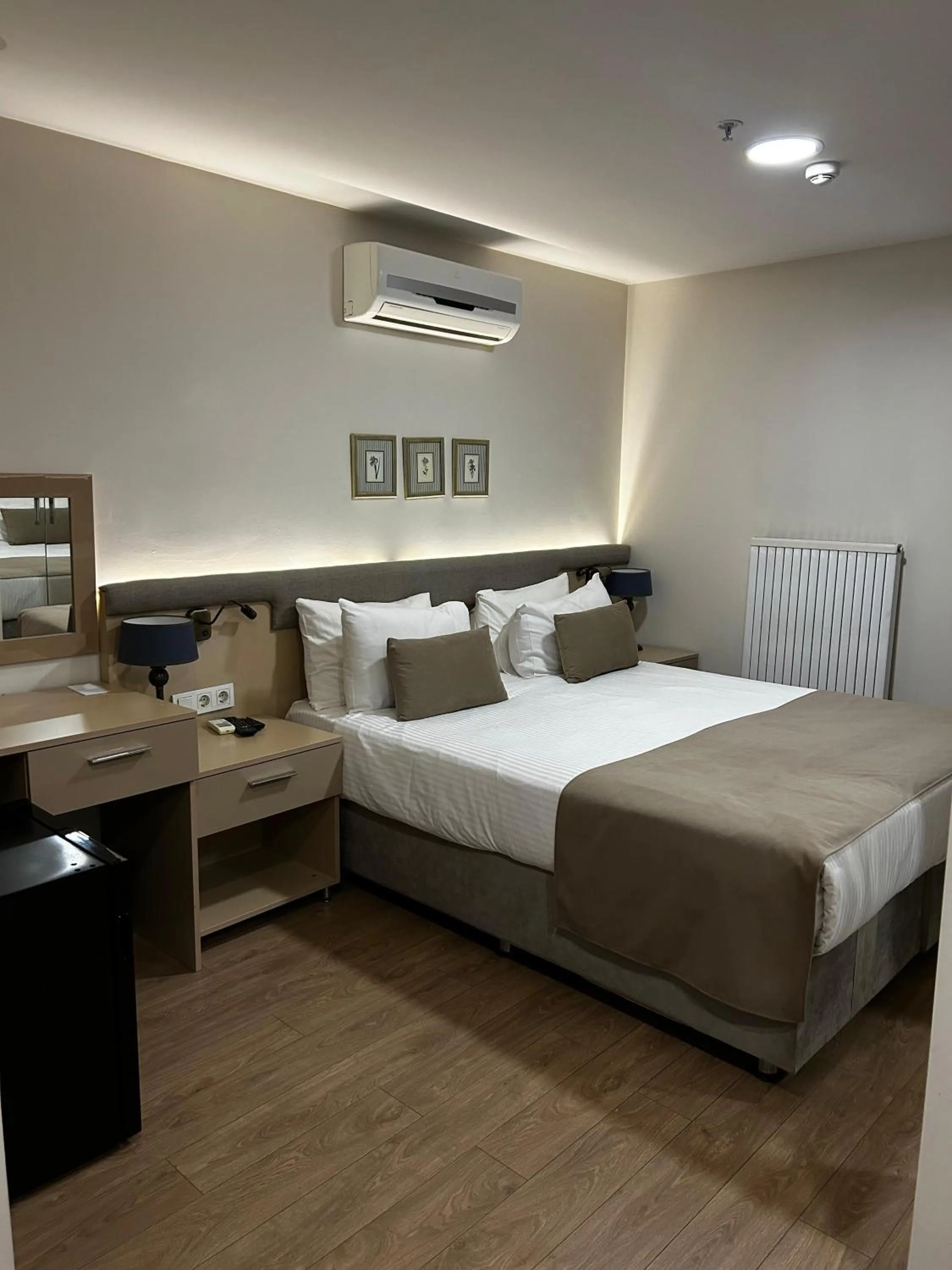 Bed in Cheya Beşiktaş Istanbul Bosphorus City Center Hotel & Suites