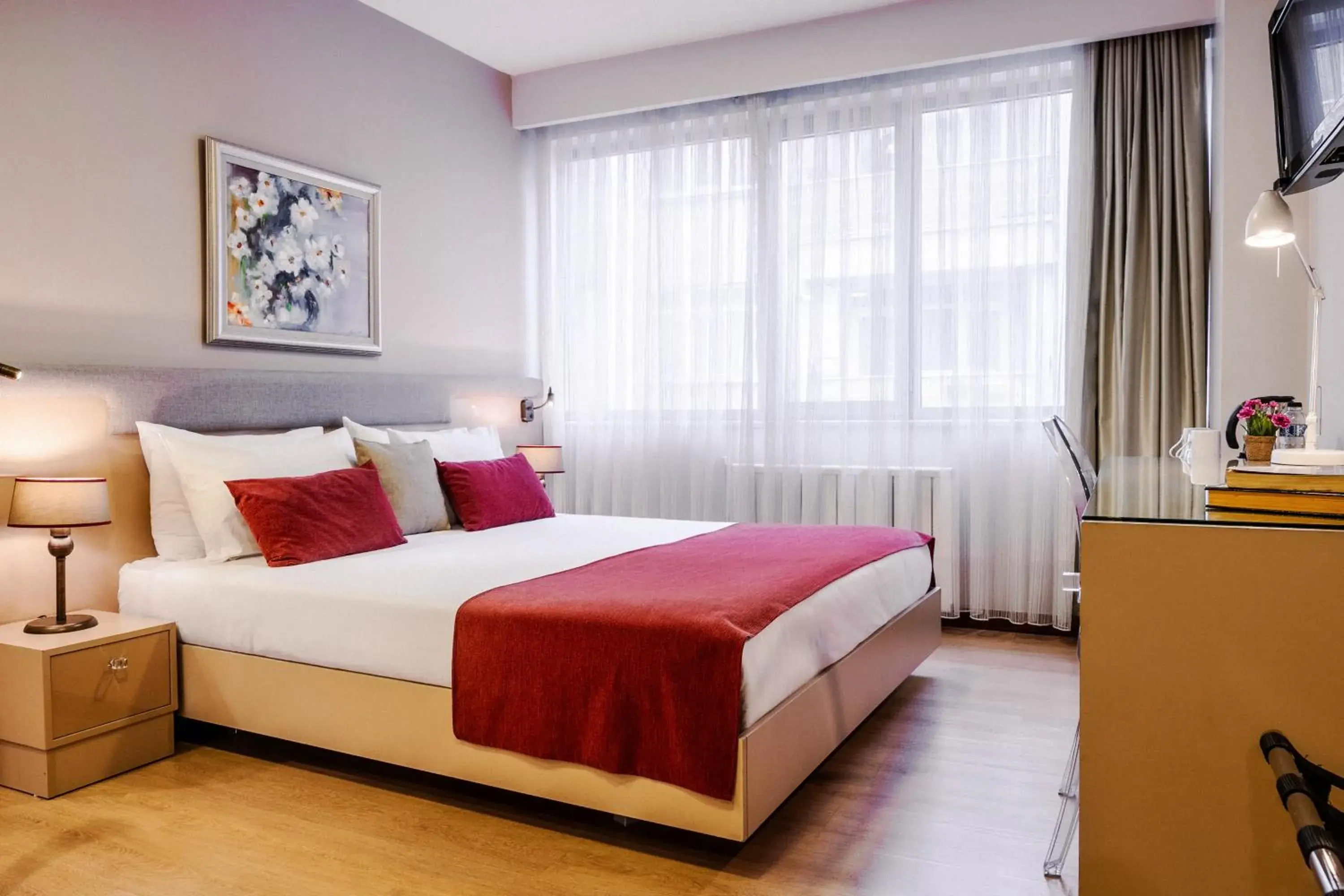 Standard Double or Twin Room in Cheya Beşiktaş Istanbul Bosphorus City Center Hotel & Suites Standard Double or Twin Room in Cheya Beşiktaş Istanbul Bosphorus City Center Hotel & Suites