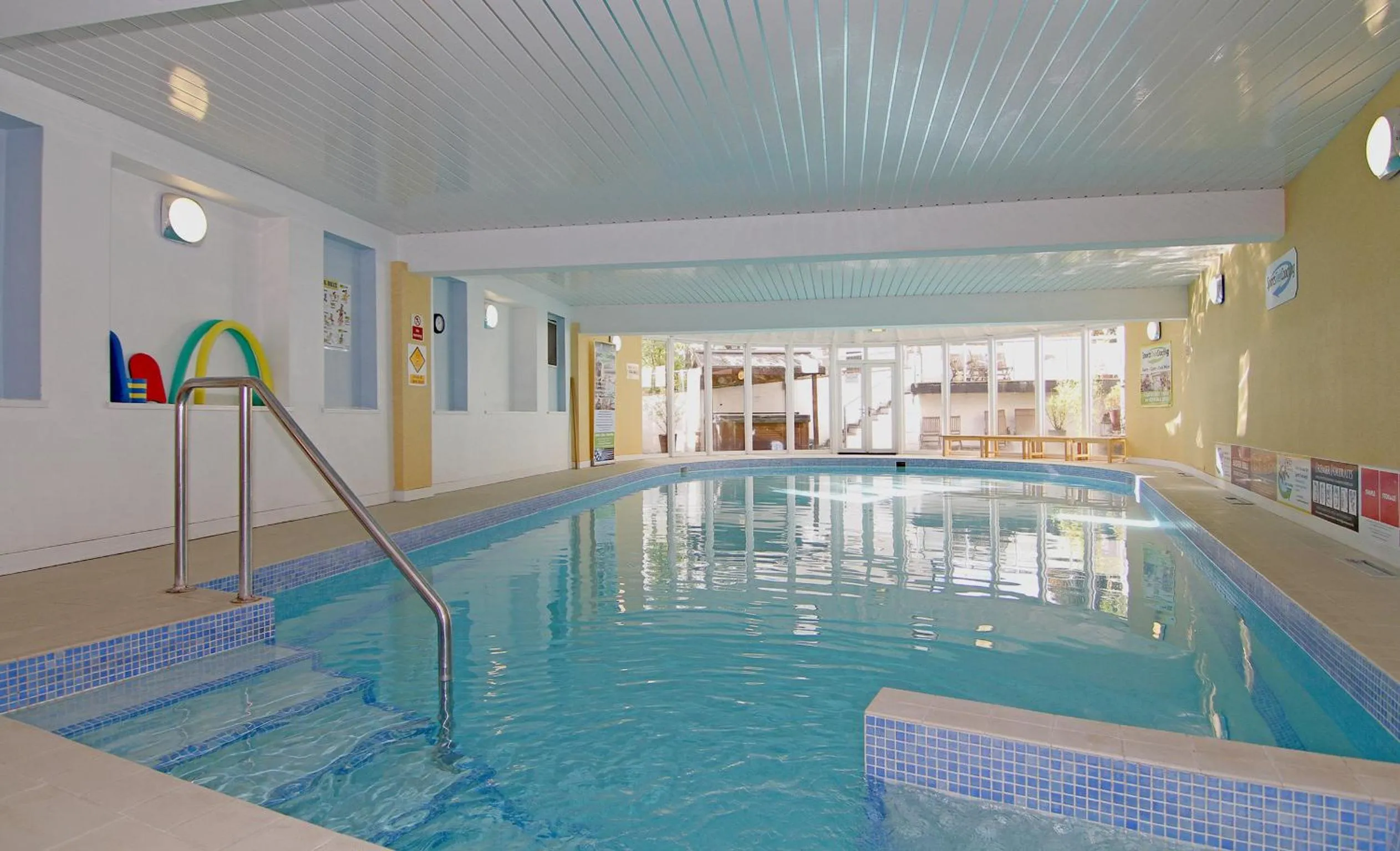 Swimming pool in Embleton Spa Hotel & Apartments