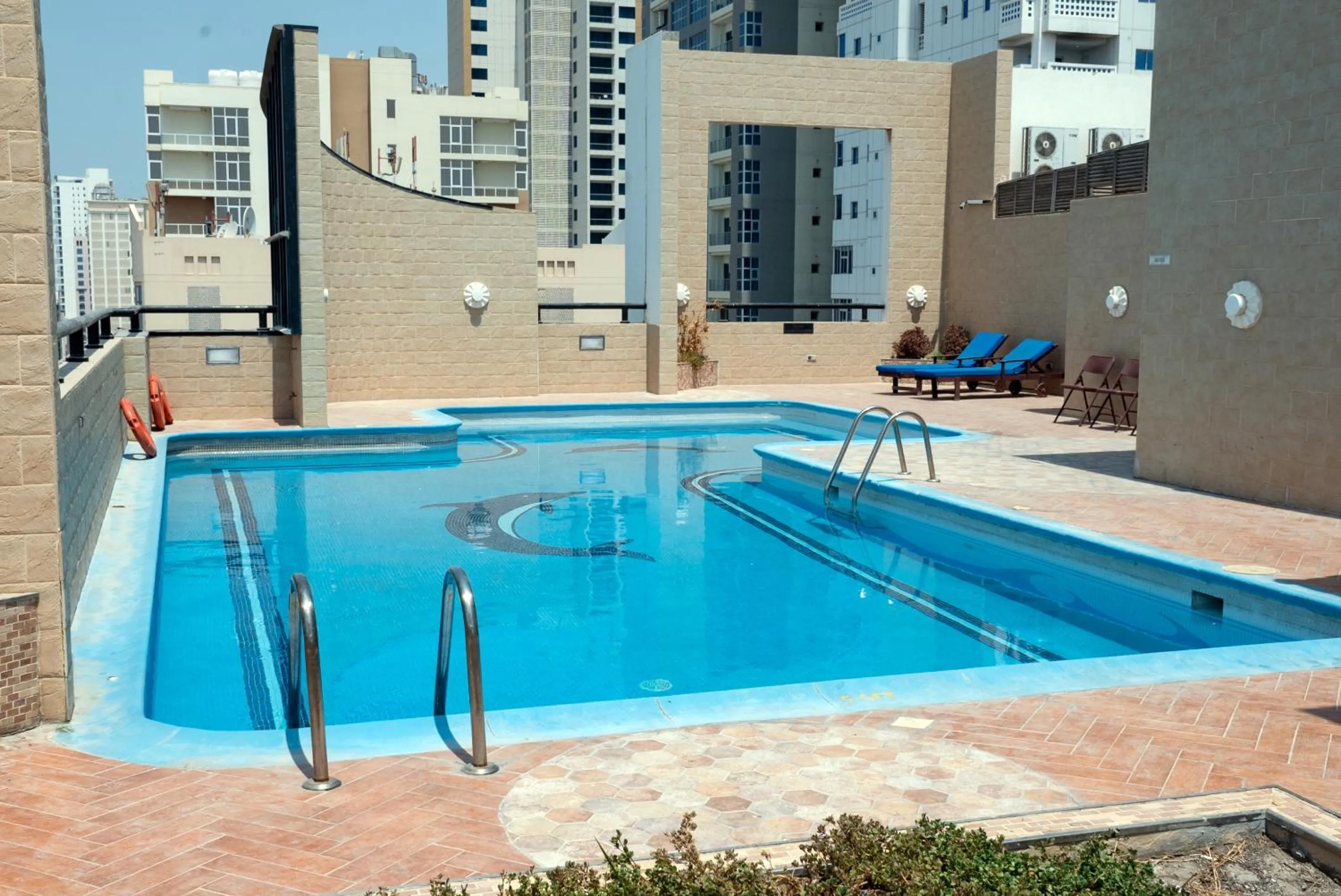 Swimming pool in One Pavilion Luxury Serviced Apartments