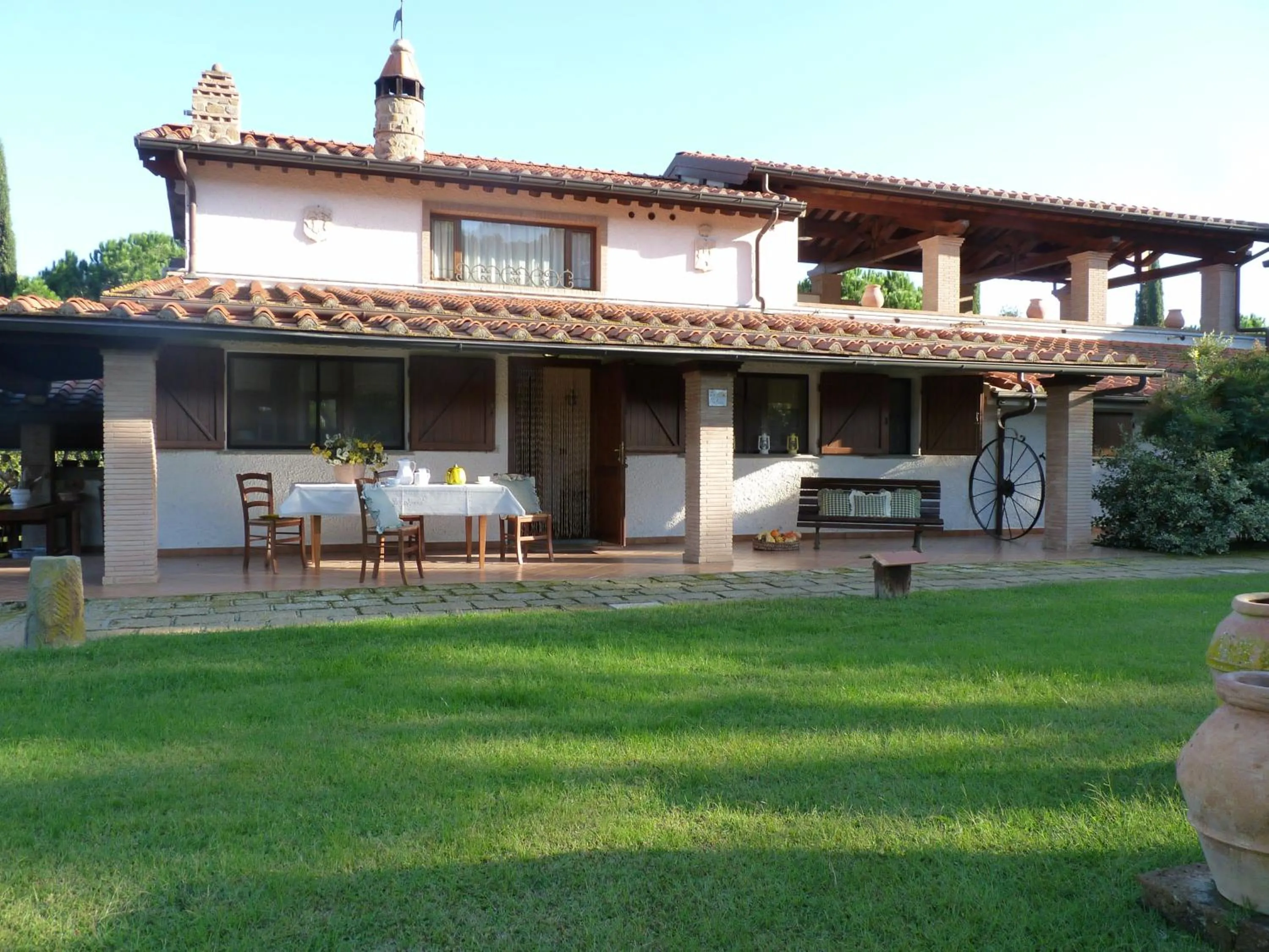 Patio in Agriturismo La Rombaia