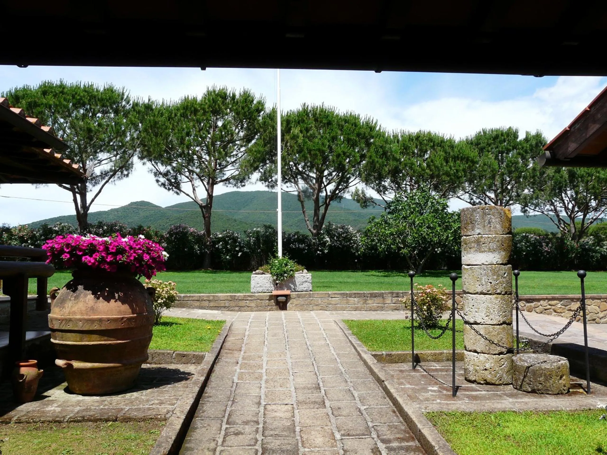Facade/entrance in Agriturismo La Rombaia