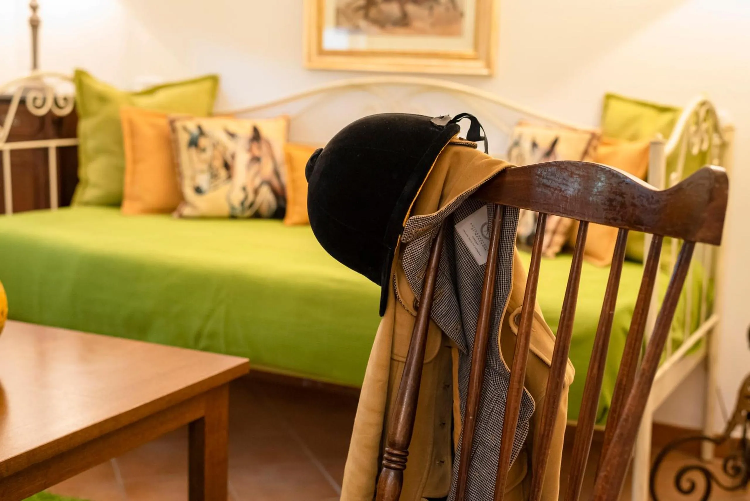 Living room, Bed in Agriturismo La Rombaia