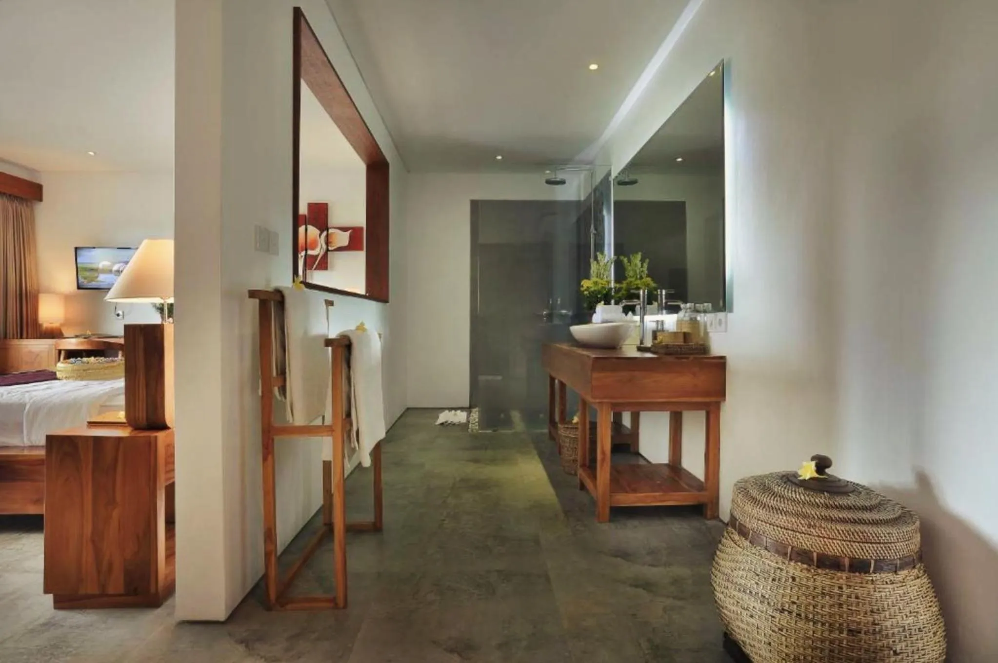 Shower in The Hidden Paradise Ubud - CHSE Certified