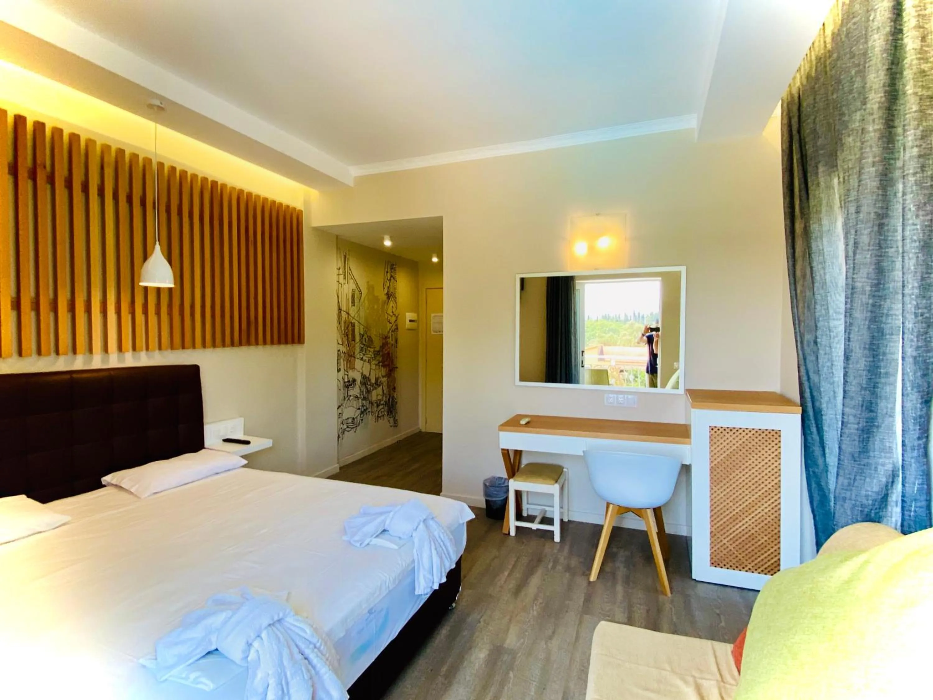 Bed in Paloma Blanca