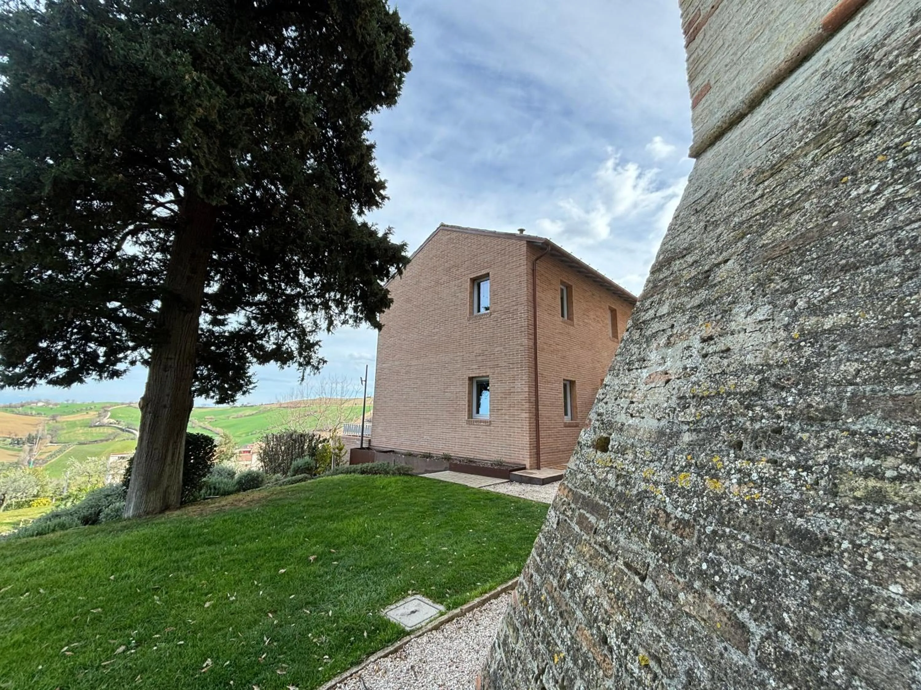 Property building in Castello Di Monterado