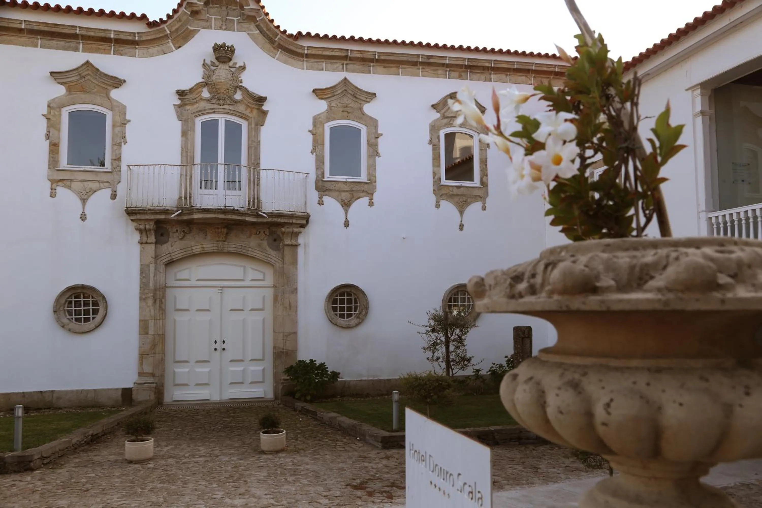 Property building in Douro Scala