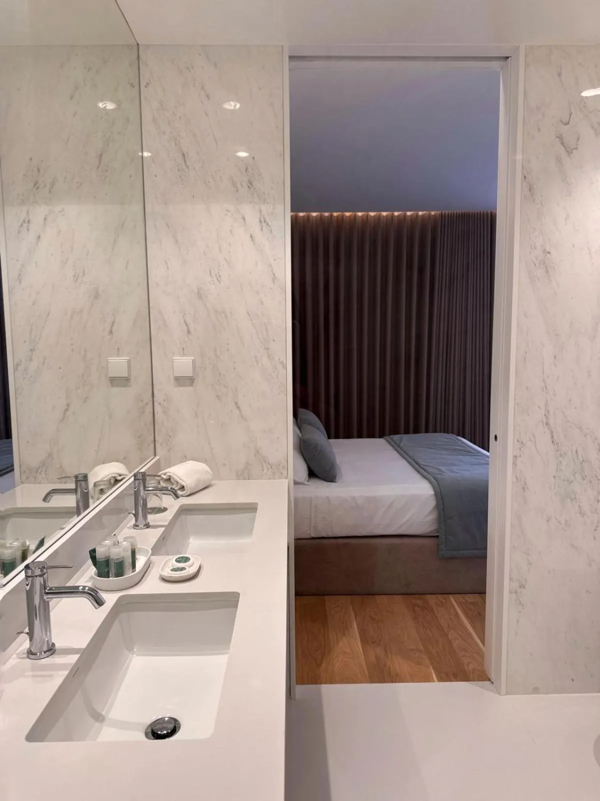 Bathroom, Bed in Douro Scala